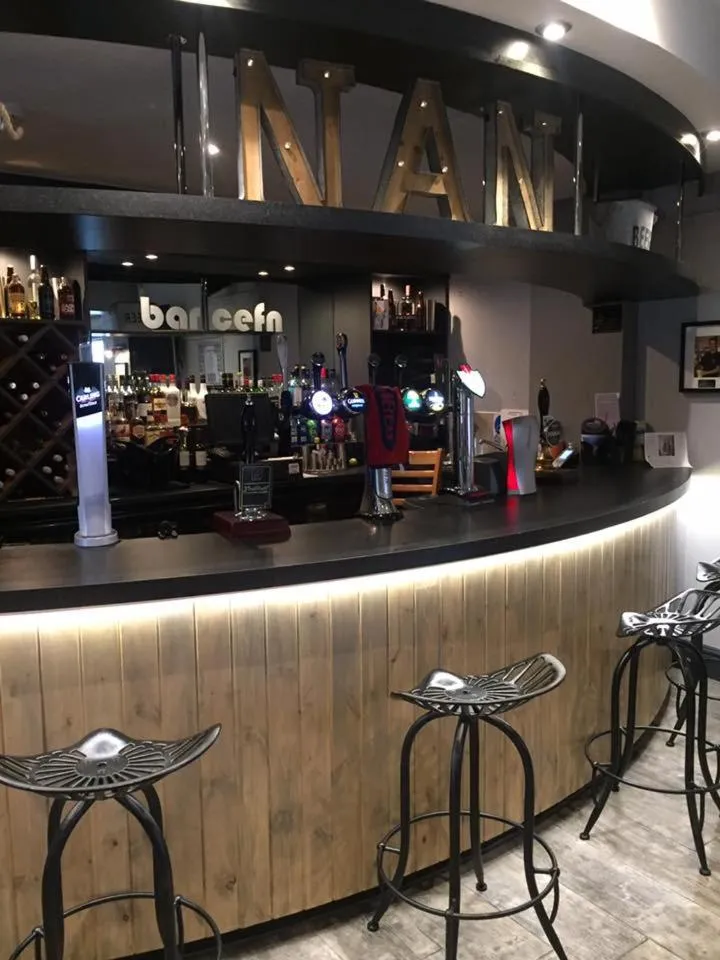 Lounge or bar in Gwesty Nanhoron Arms Hotel
