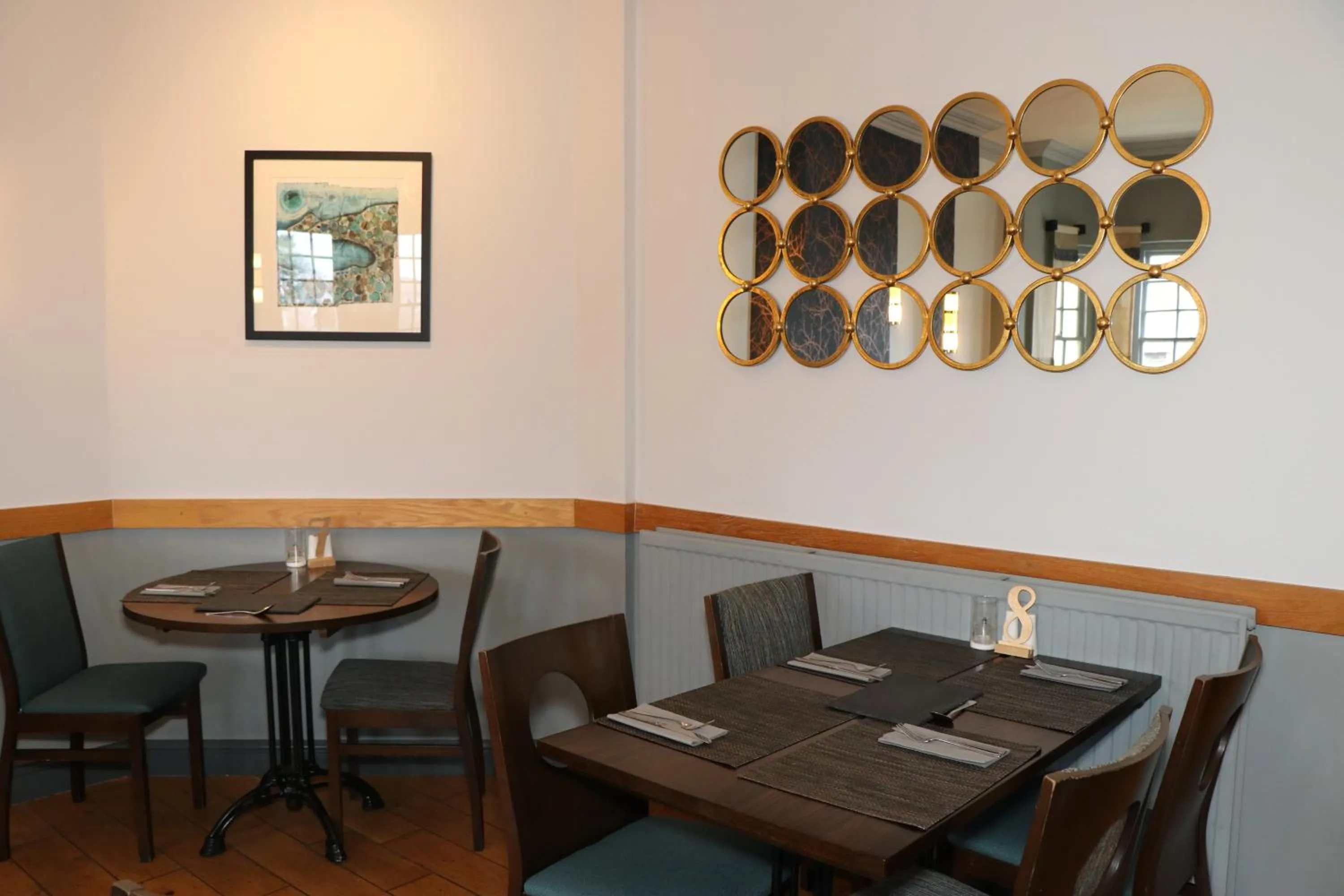 Restaurant/places to eat in Gwesty Nanhoron Arms Hotel