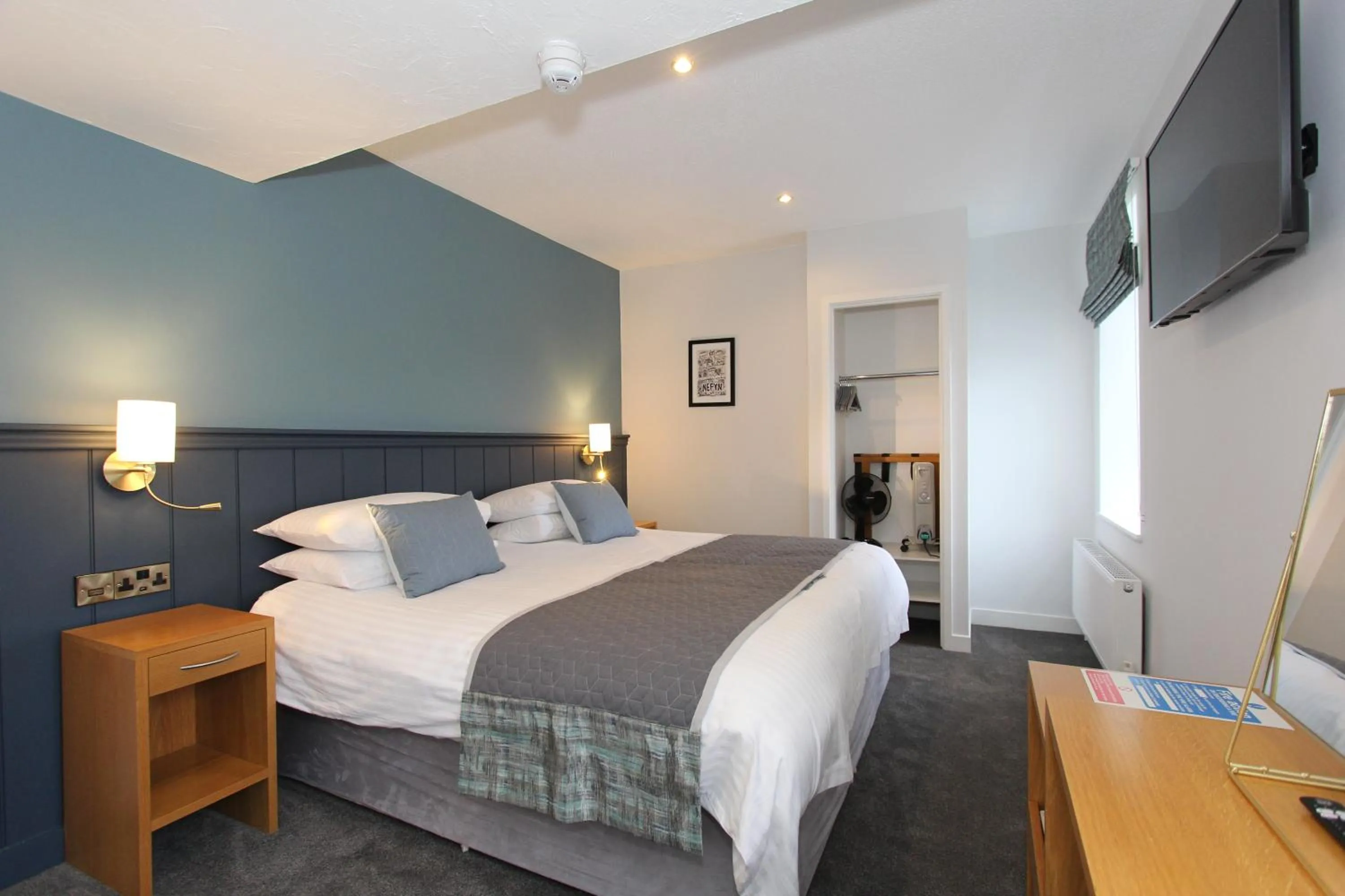 Bed in Gwesty Nanhoron Arms Hotel