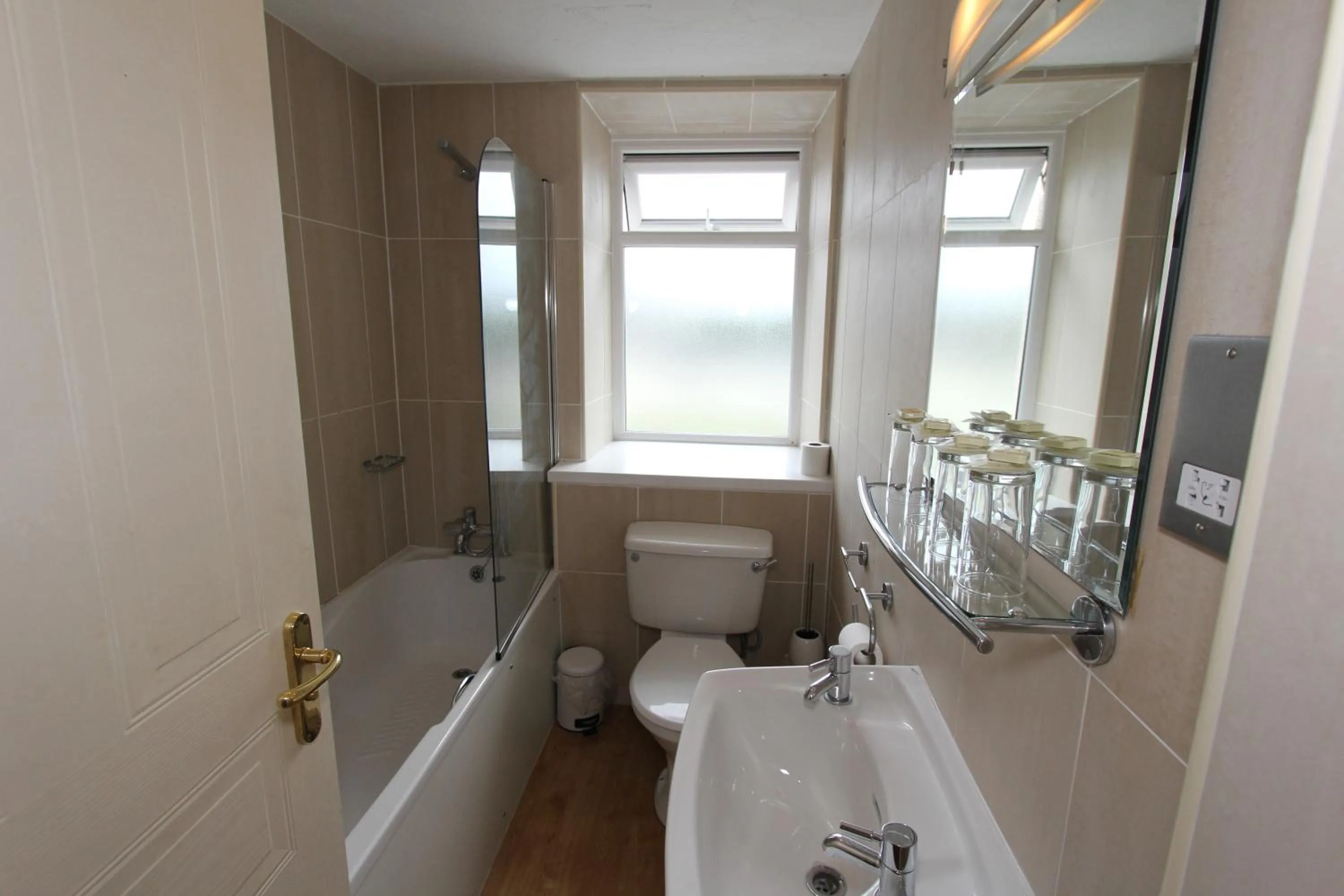 Bathroom in Gwesty Nanhoron Arms Hotel