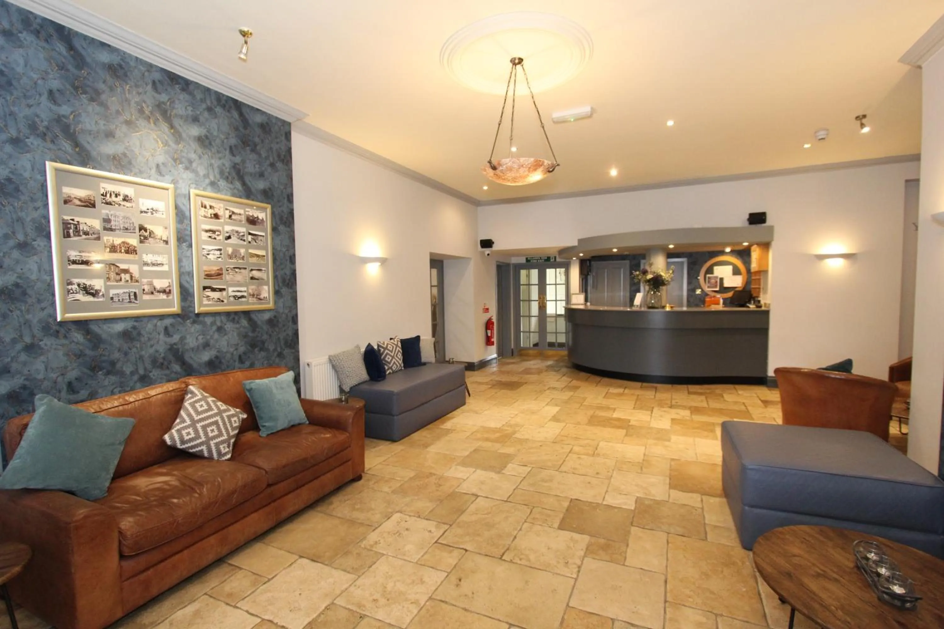 Lobby or reception in Gwesty Nanhoron Arms Hotel