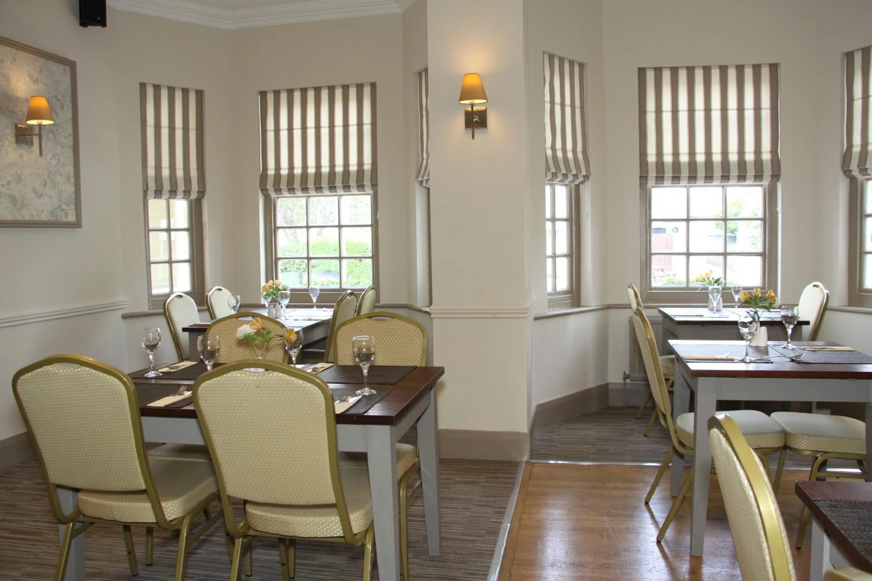 Restaurant/places to eat in Gwesty Nanhoron Arms Hotel