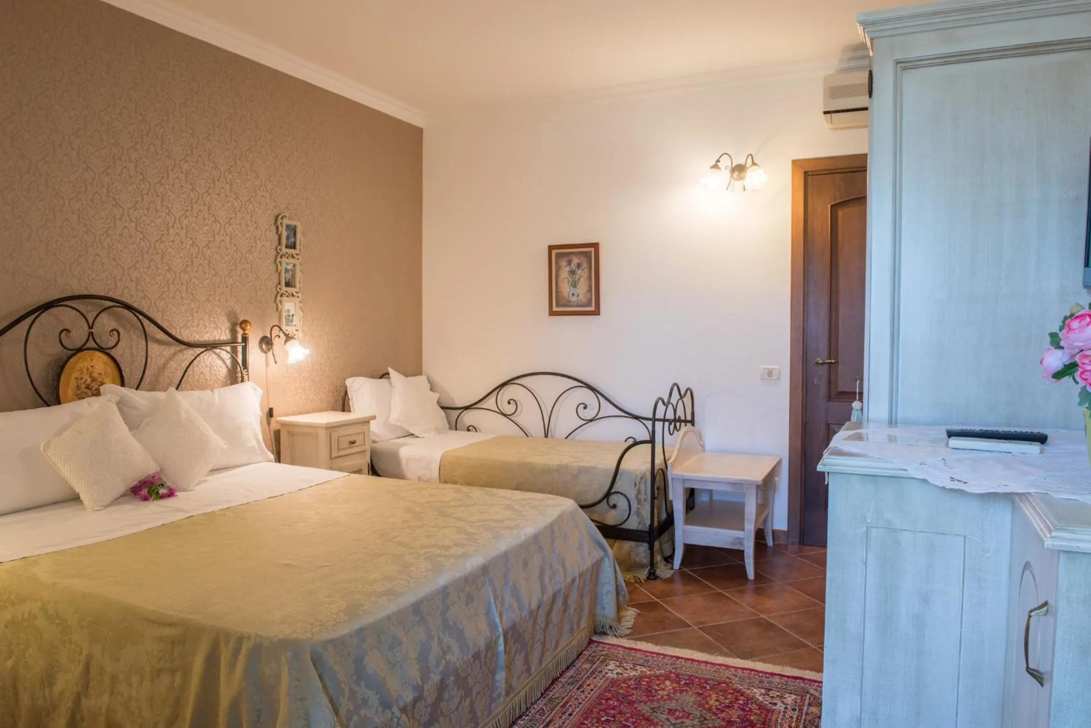 Bedroom, Bed in Agriturismo Salinola