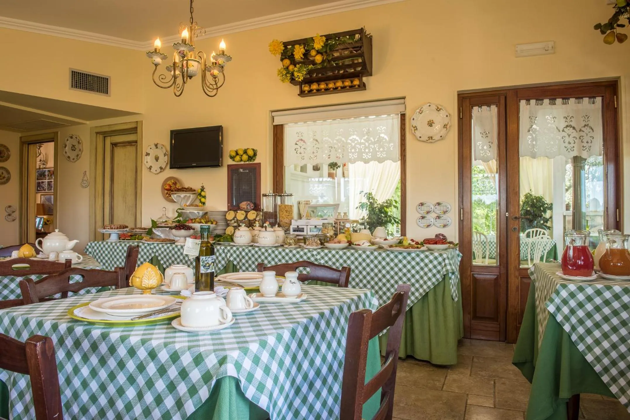 Restaurant/places to eat in Agriturismo Salinola