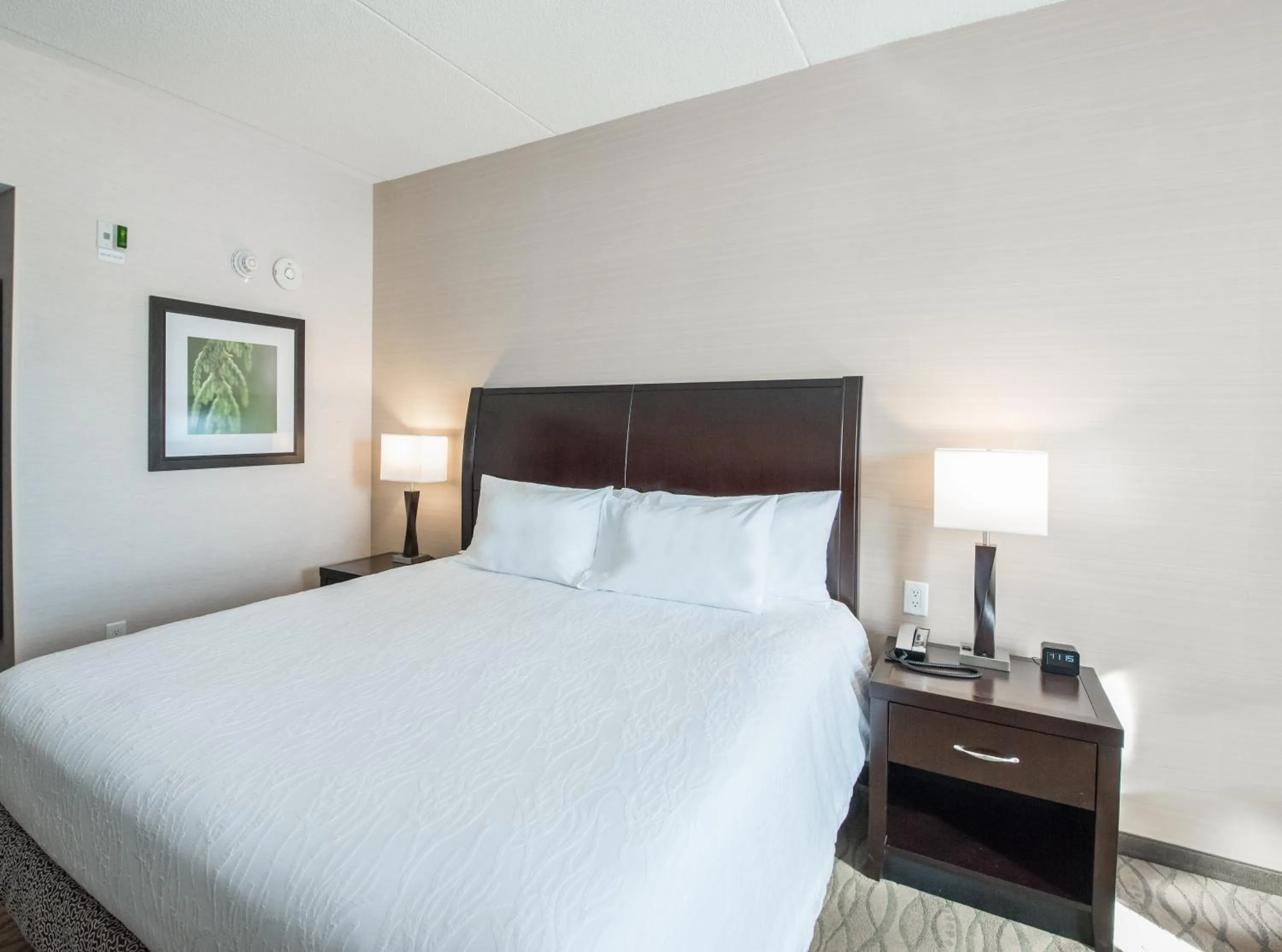 Bedroom, Bed in Hilton Garden Inn Indiana at IUP