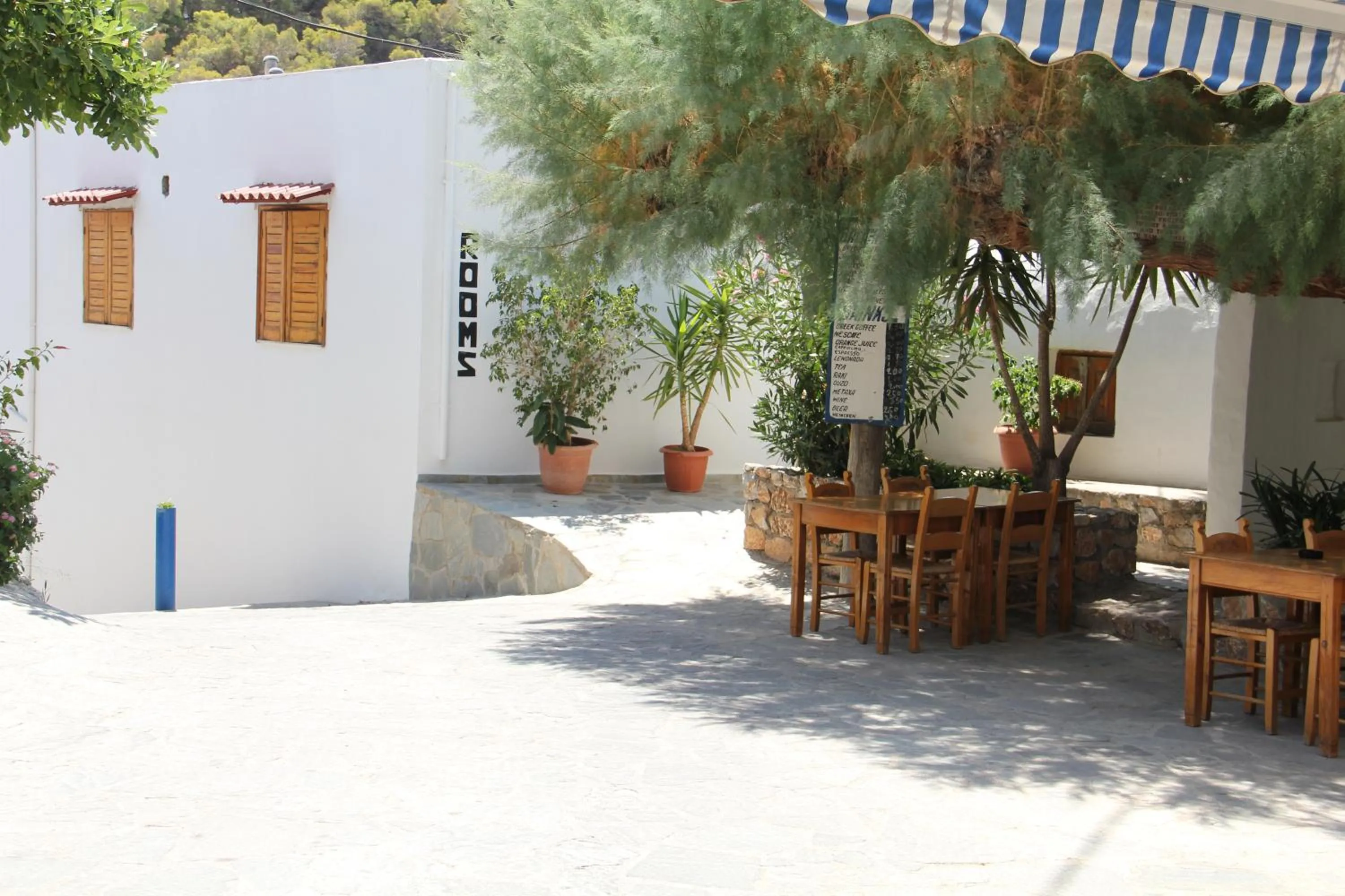 Facade/entrance in Hotel Alkyon