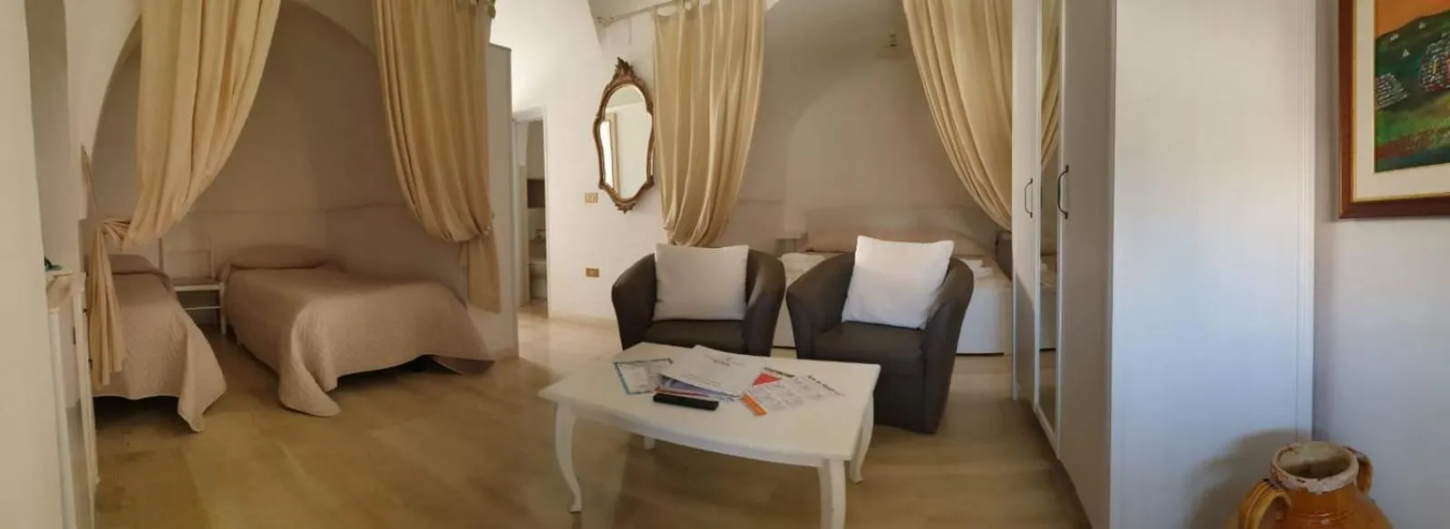 Photo of the whole room, Bed in Trulli e Puglia Resort