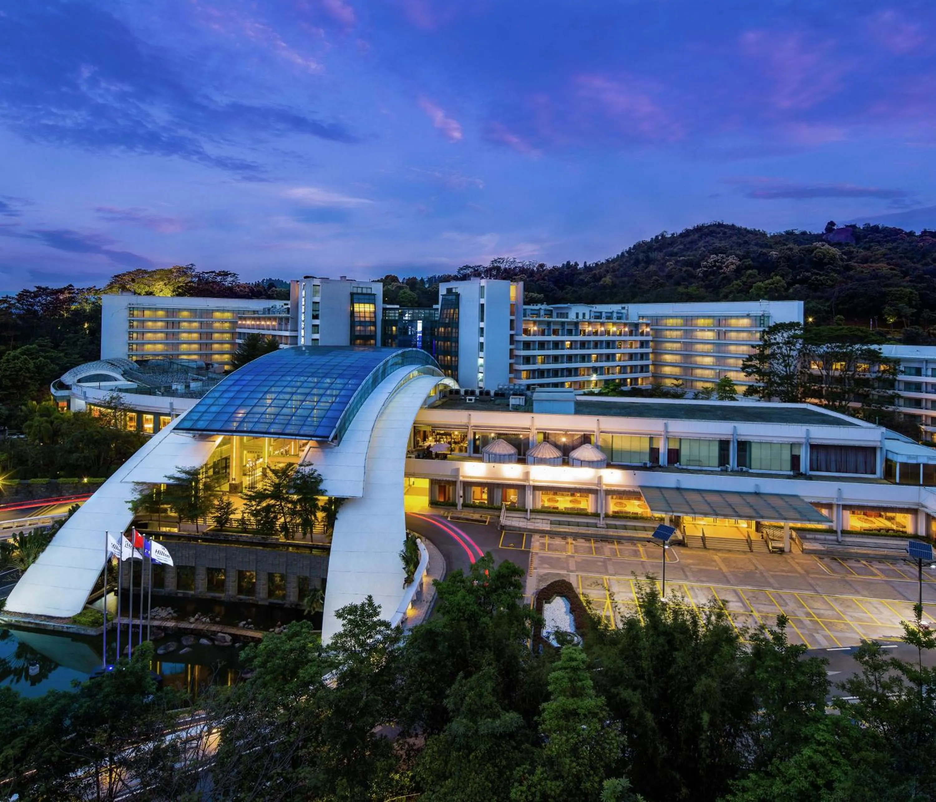 Property building in Hilton Guangzhou Science City
