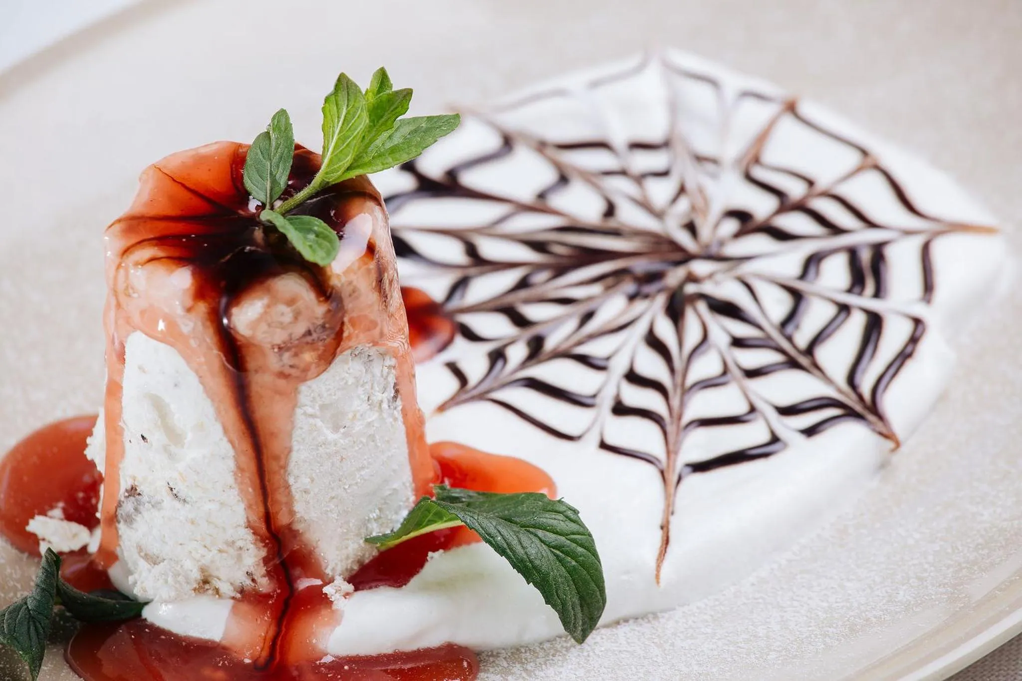 Restaurant/places to eat in Hotel Sokoline