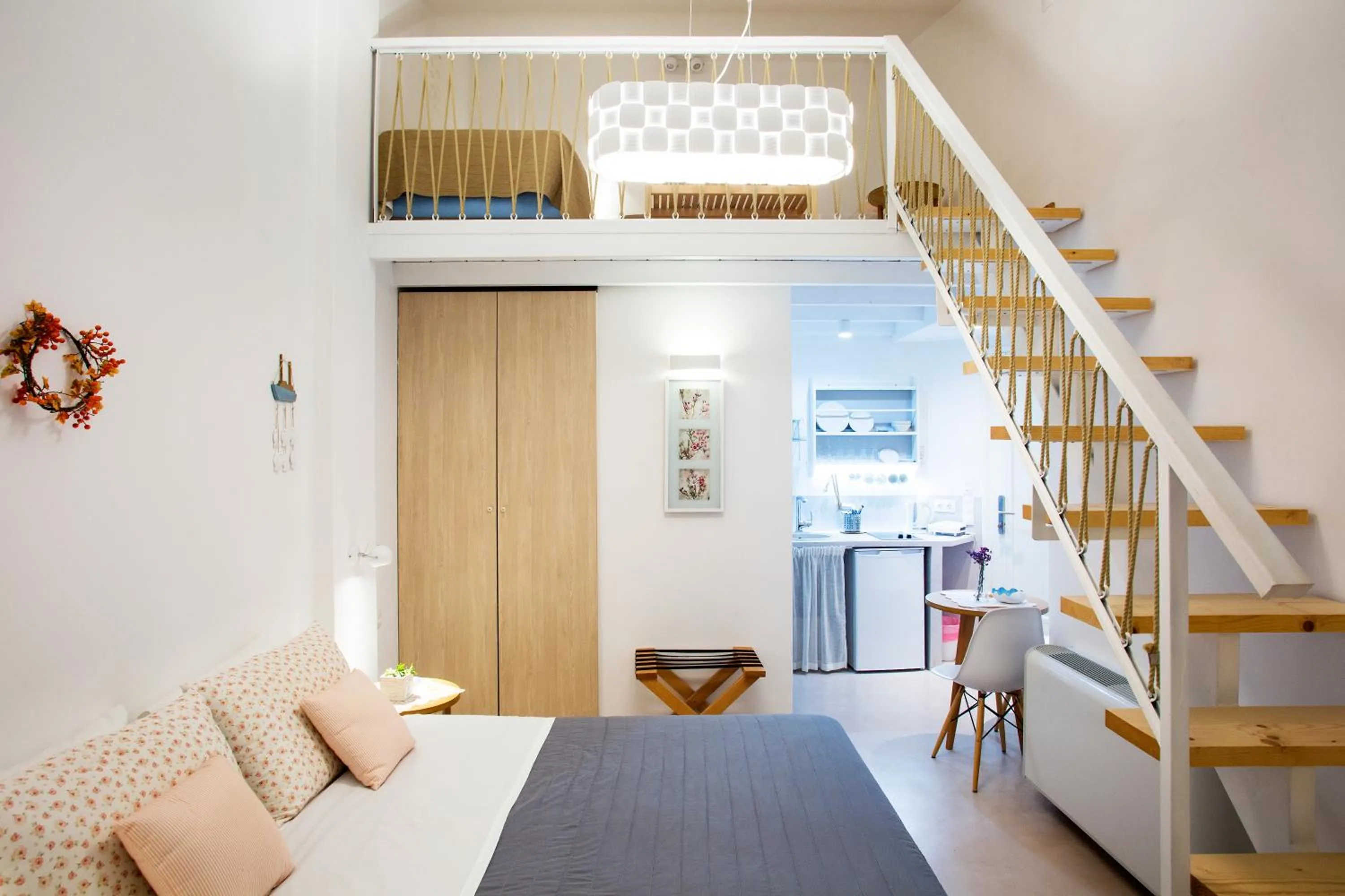 Bed in Anemomiloi Andros