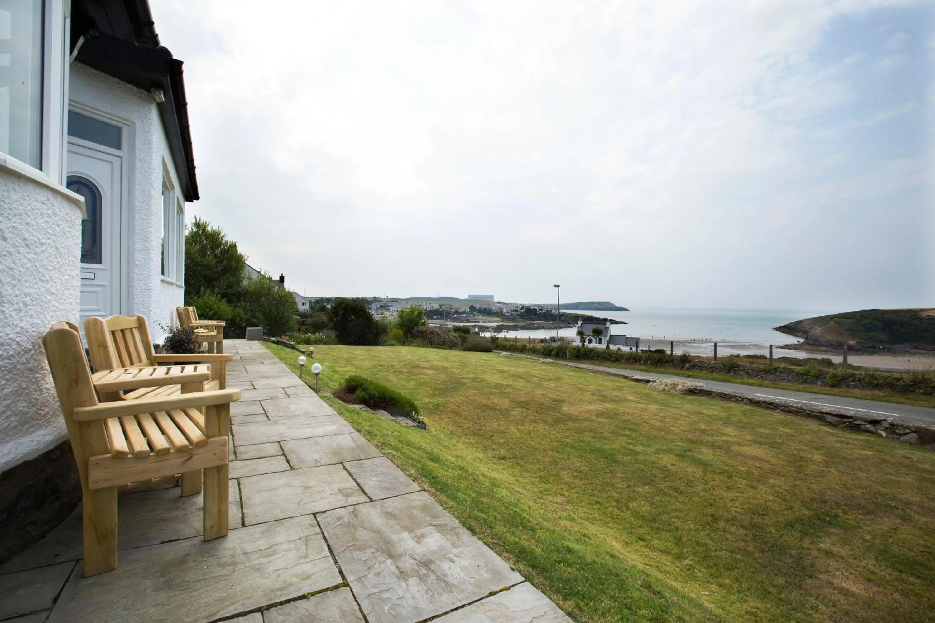 Natural landscape in Castellor Bed & Breakfast