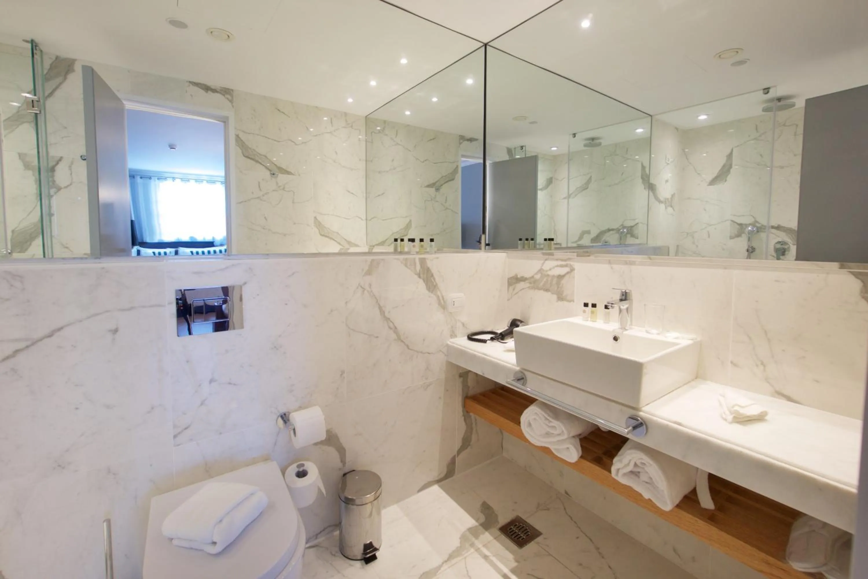 Bathroom in Aenos Hotel