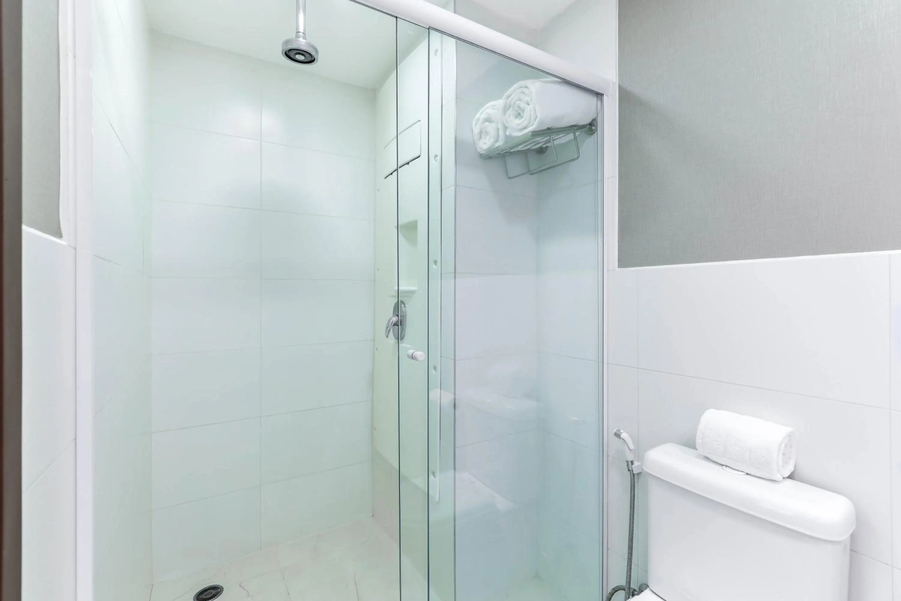 Shower in Wyndham Sao Paulo Ibirapuera Convention Plaza