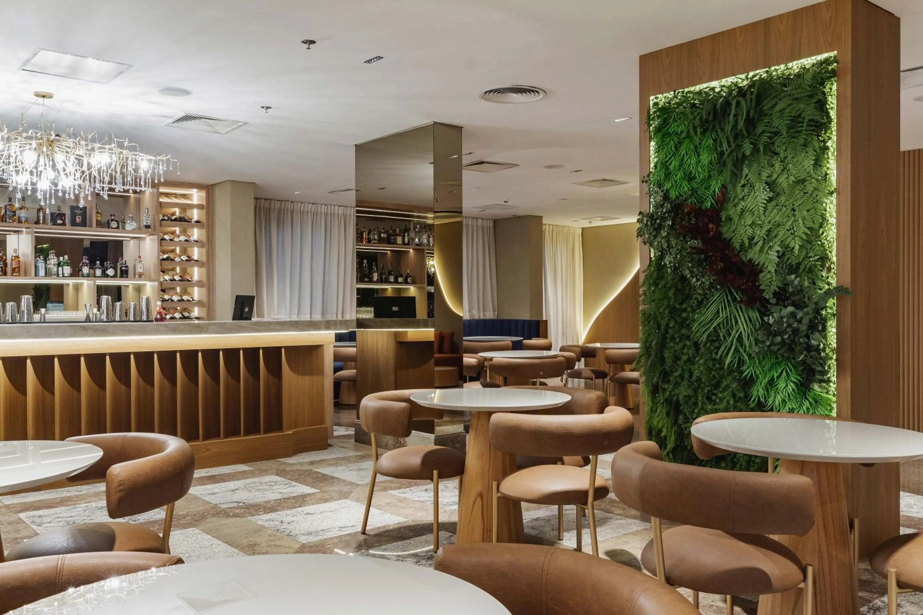 Lounge or bar in Wyndham Sao Paulo Ibirapuera Convention Plaza