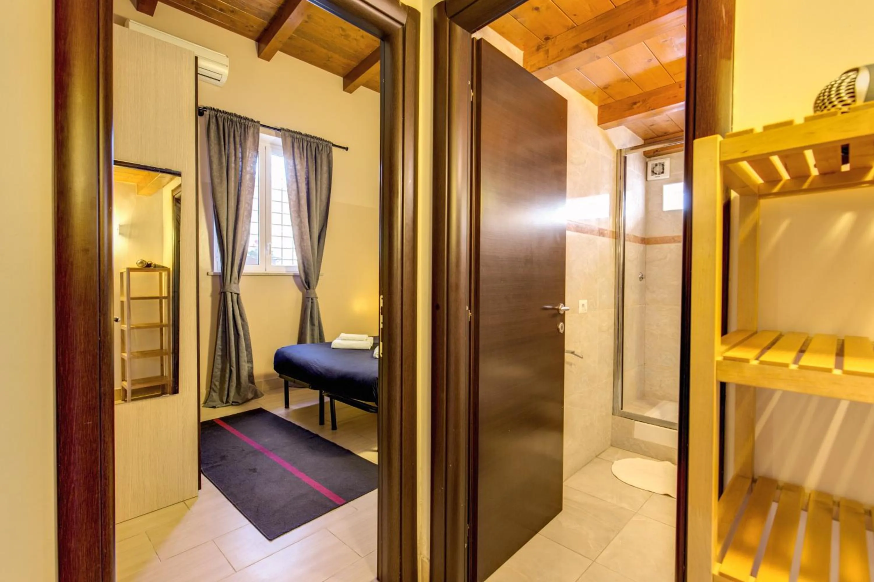 Bed in Aurelia Vatican Apartments