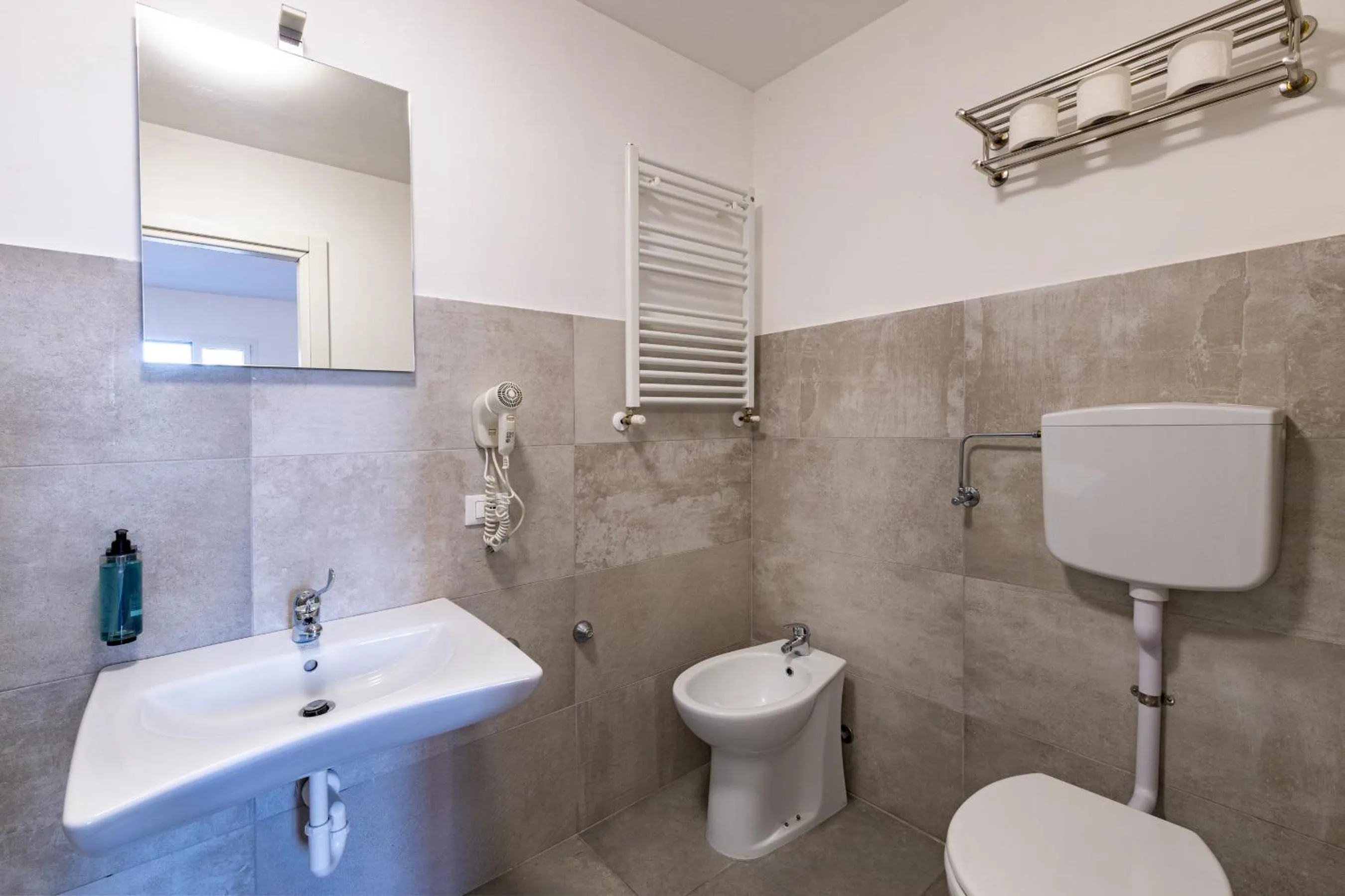 Bathroom in Ciccio Hotel