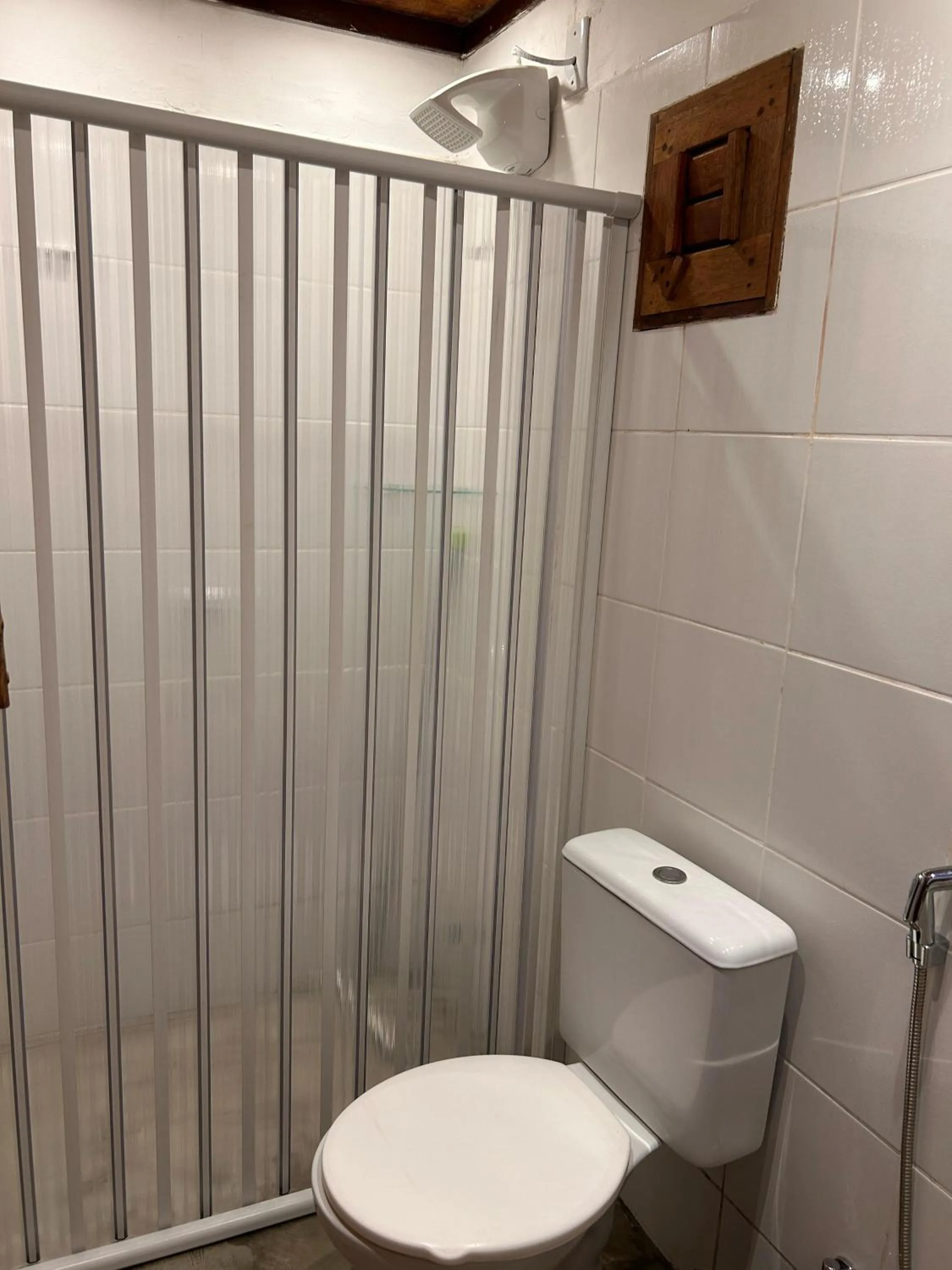 Shower in Cabaré Du Vento