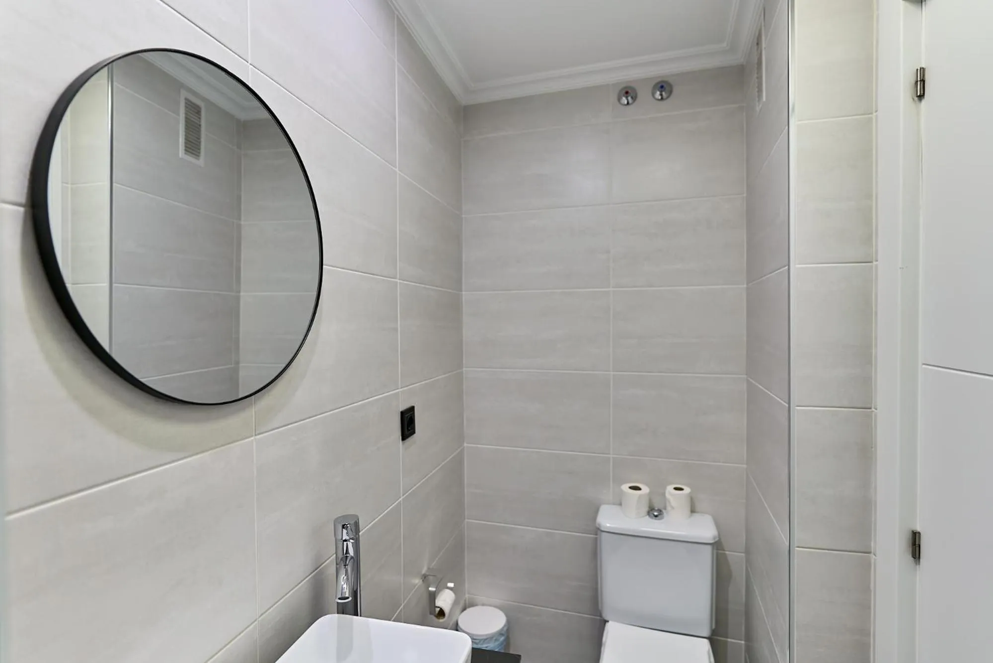 Bathroom in Hotel Matilde by gaiarooms