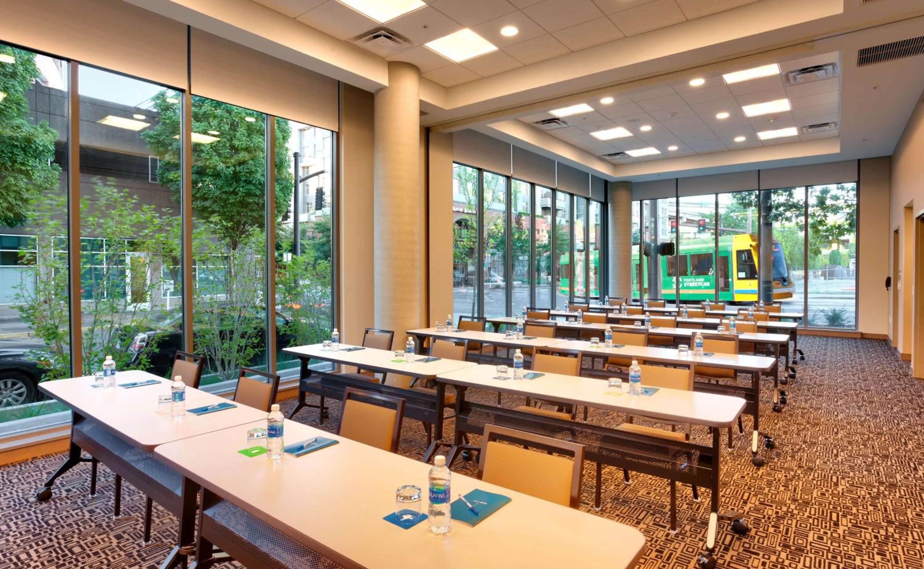 Meeting/conference room in Hyatt House Portland / Downtown