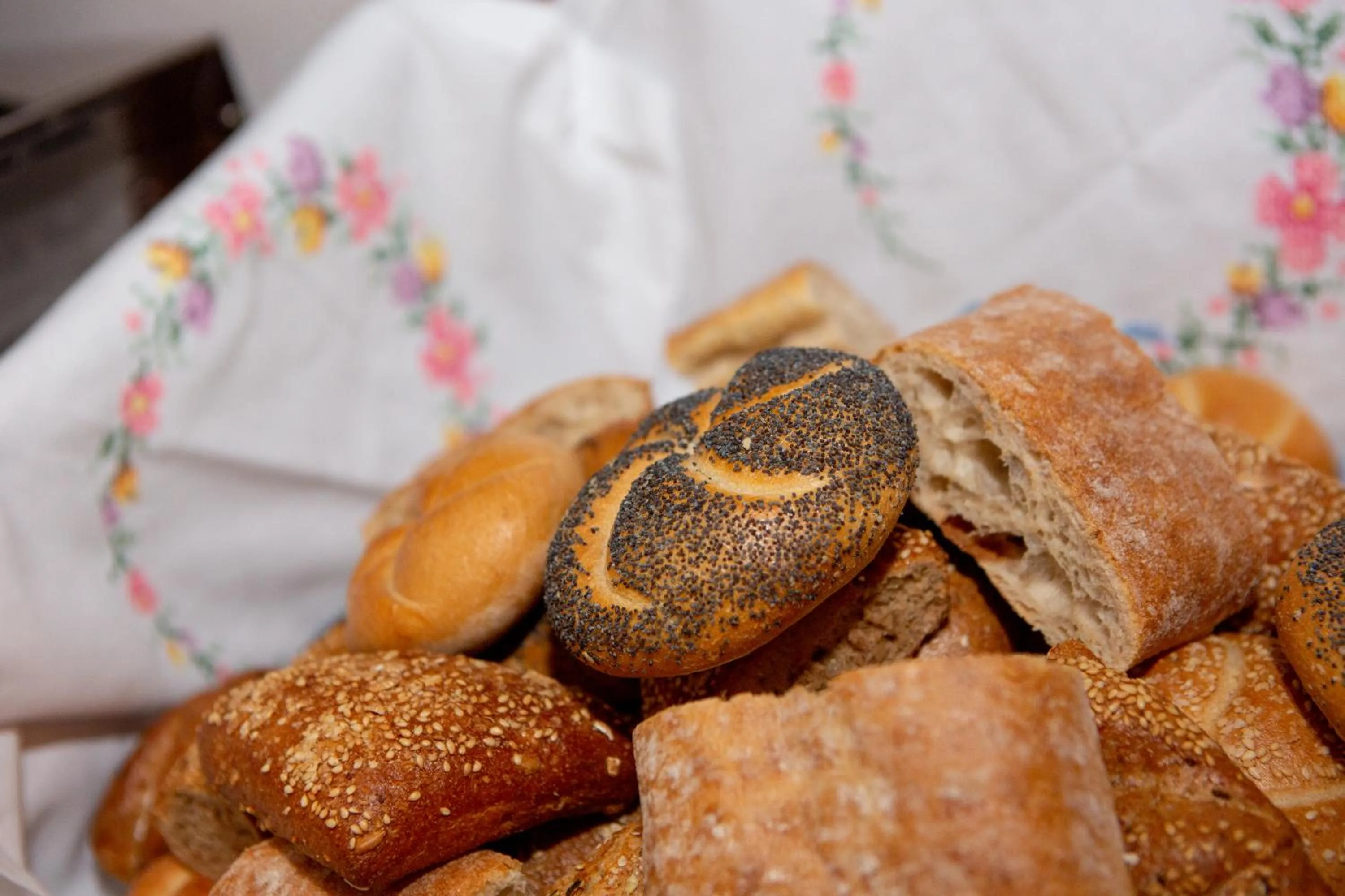 Buffet breakfast in Residence Alesi