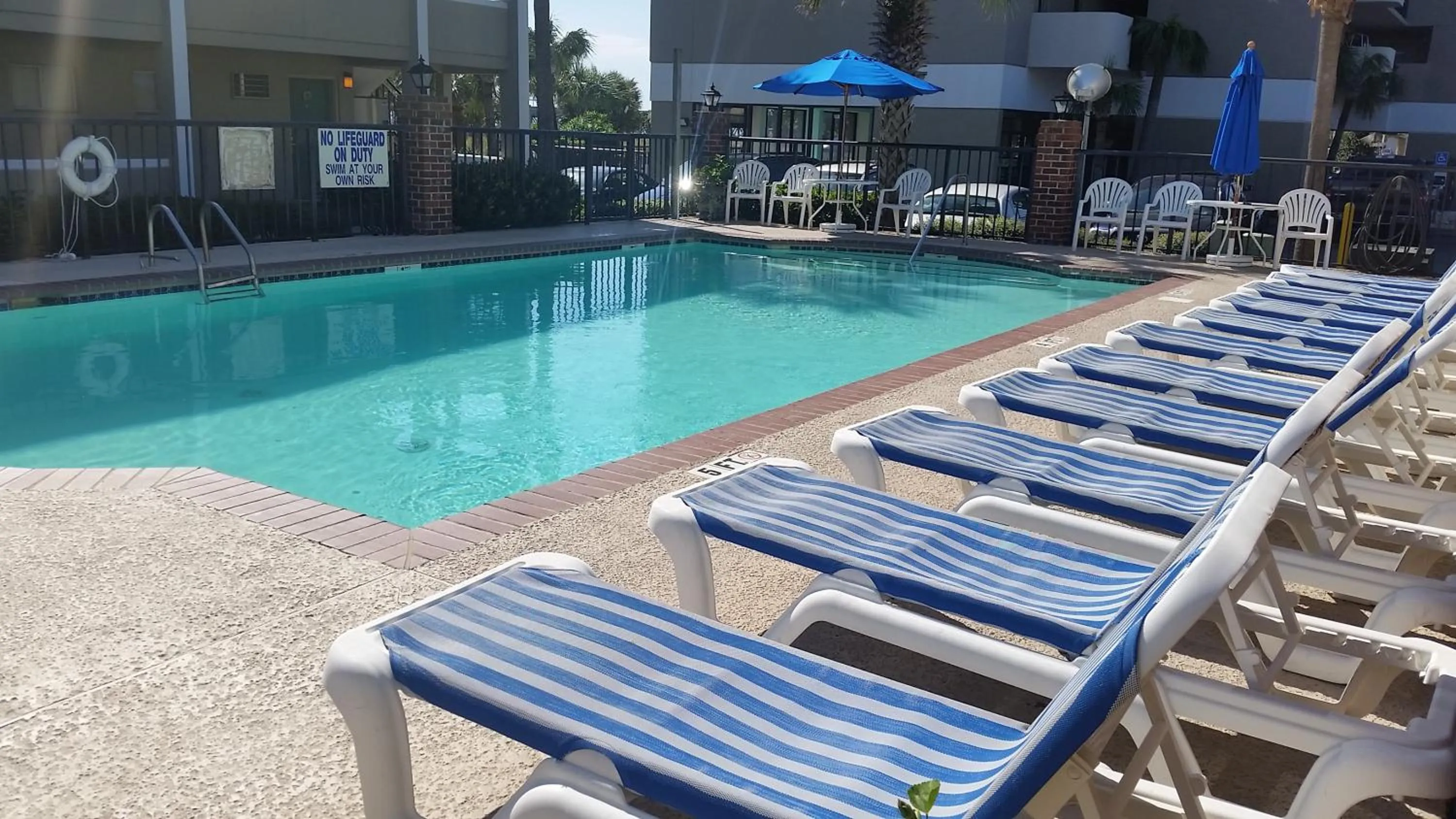 Swimming pool in Windsurfer Hotel