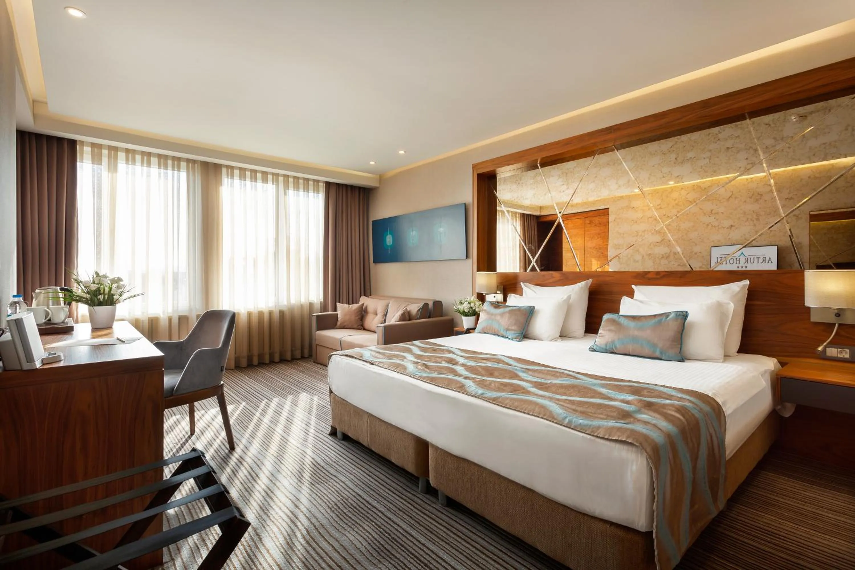 Photo of the whole room, Bed in Artur Hotel