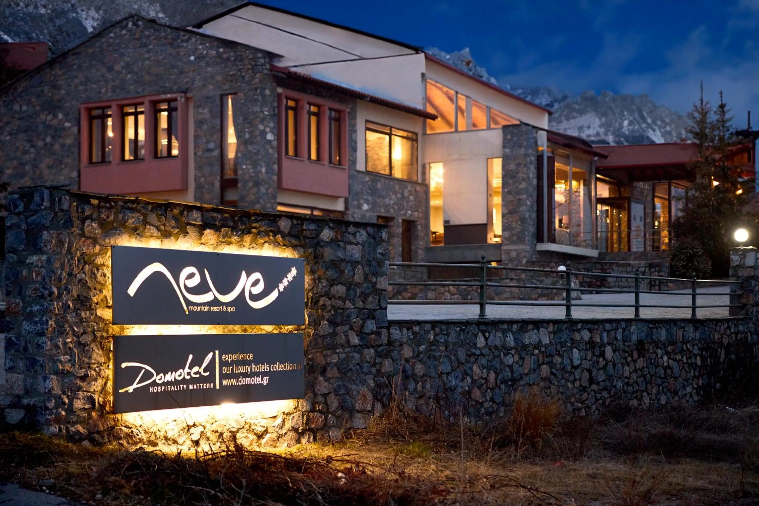 Facade/entrance in Domotel Neve Mountain Resort