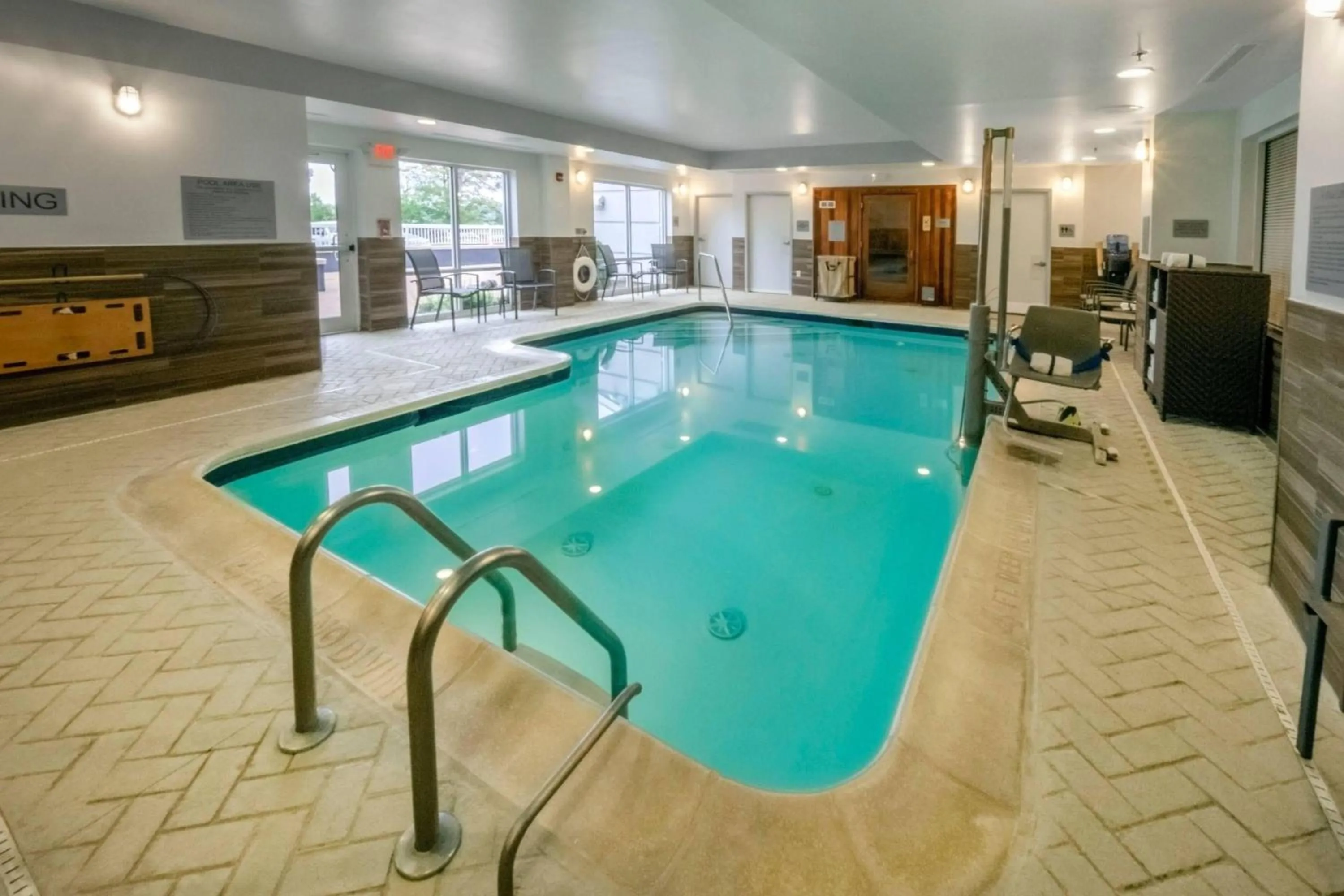 Swimming pool in Fairfield Inn by Marriott Hazleton
