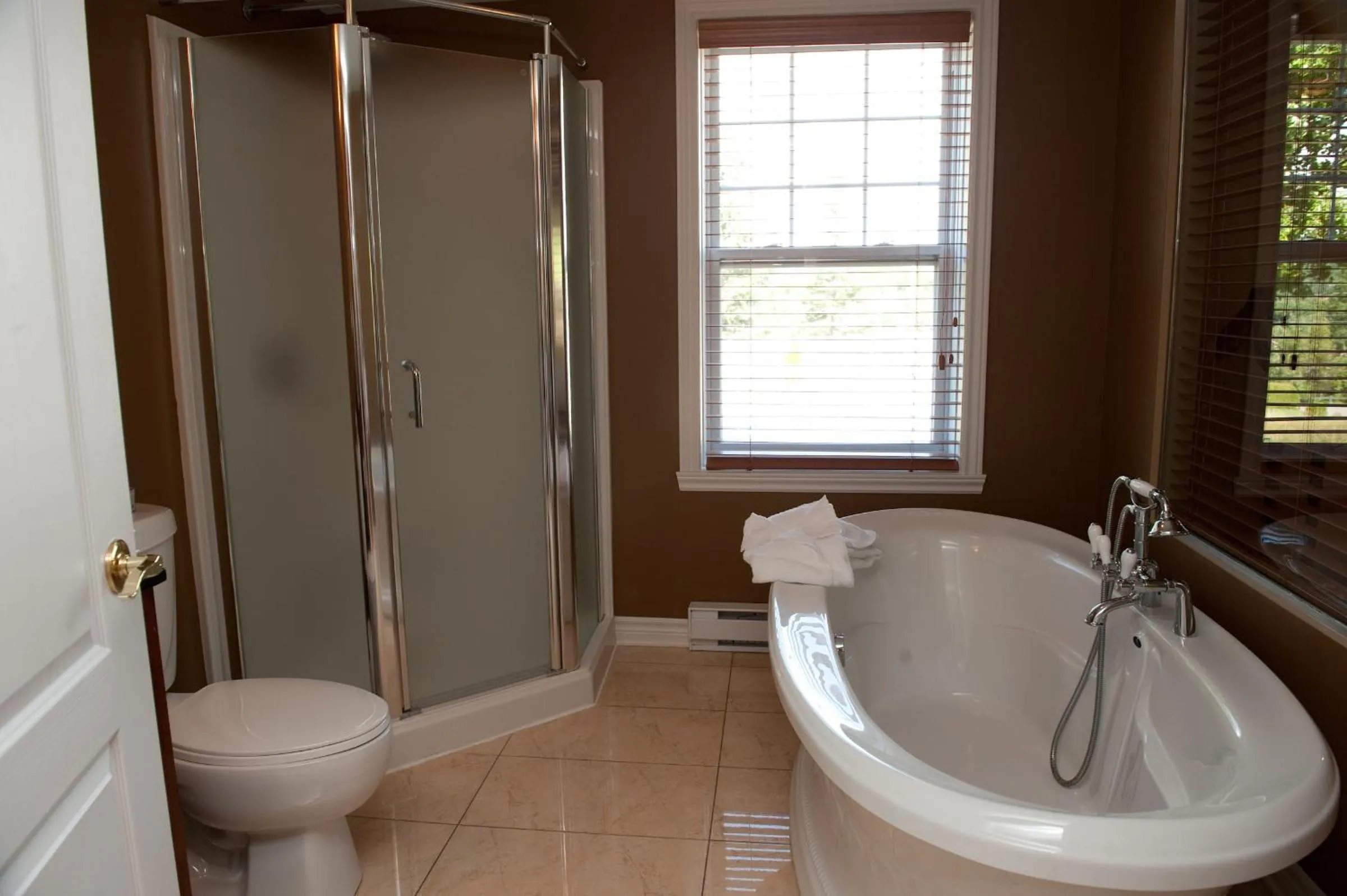 Bathroom in Hotel St-Sauveur