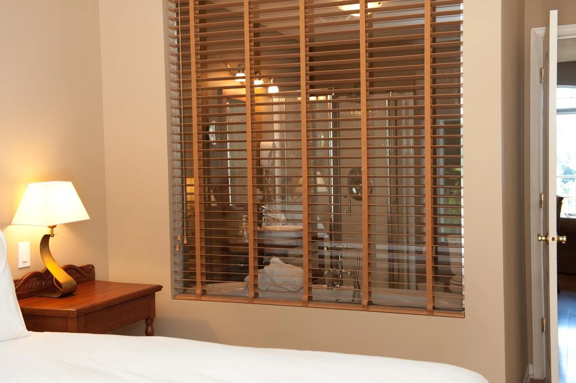 Bed in Hotel St-Sauveur