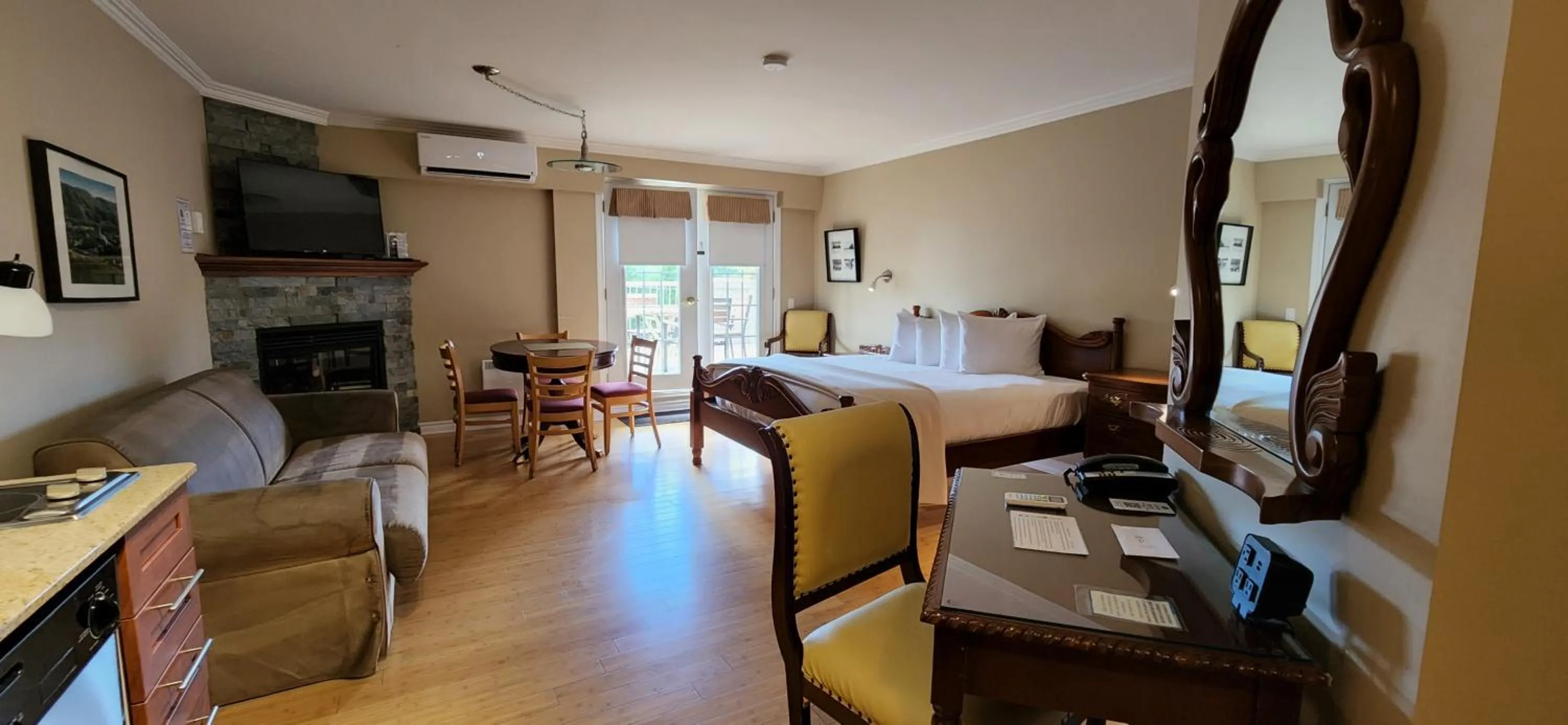 Living room, Seating Area in Hotel St-Sauveur