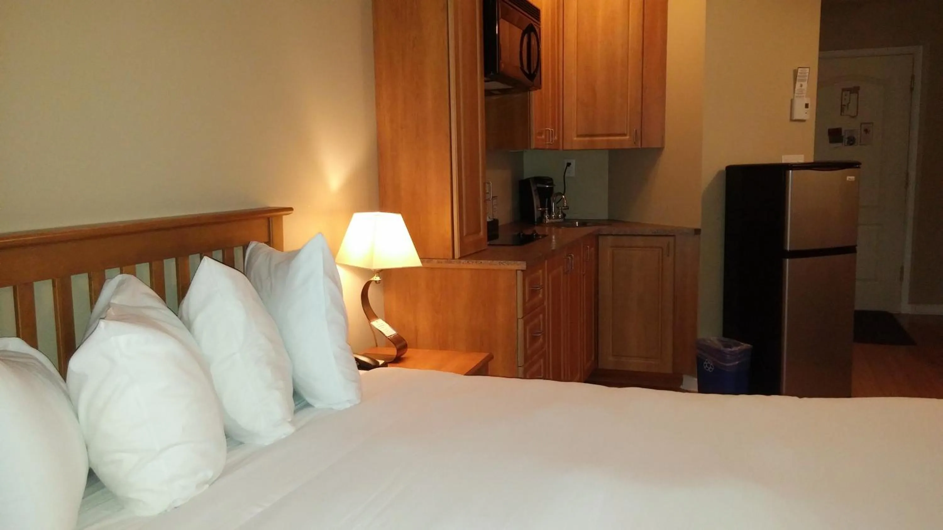 Bed in Hotel St-Sauveur