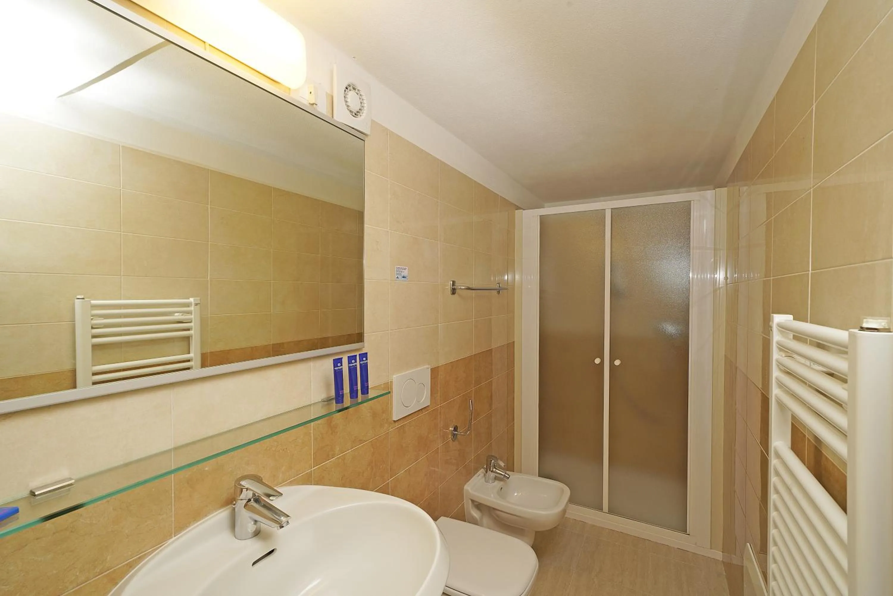 Shower in Residence Arca