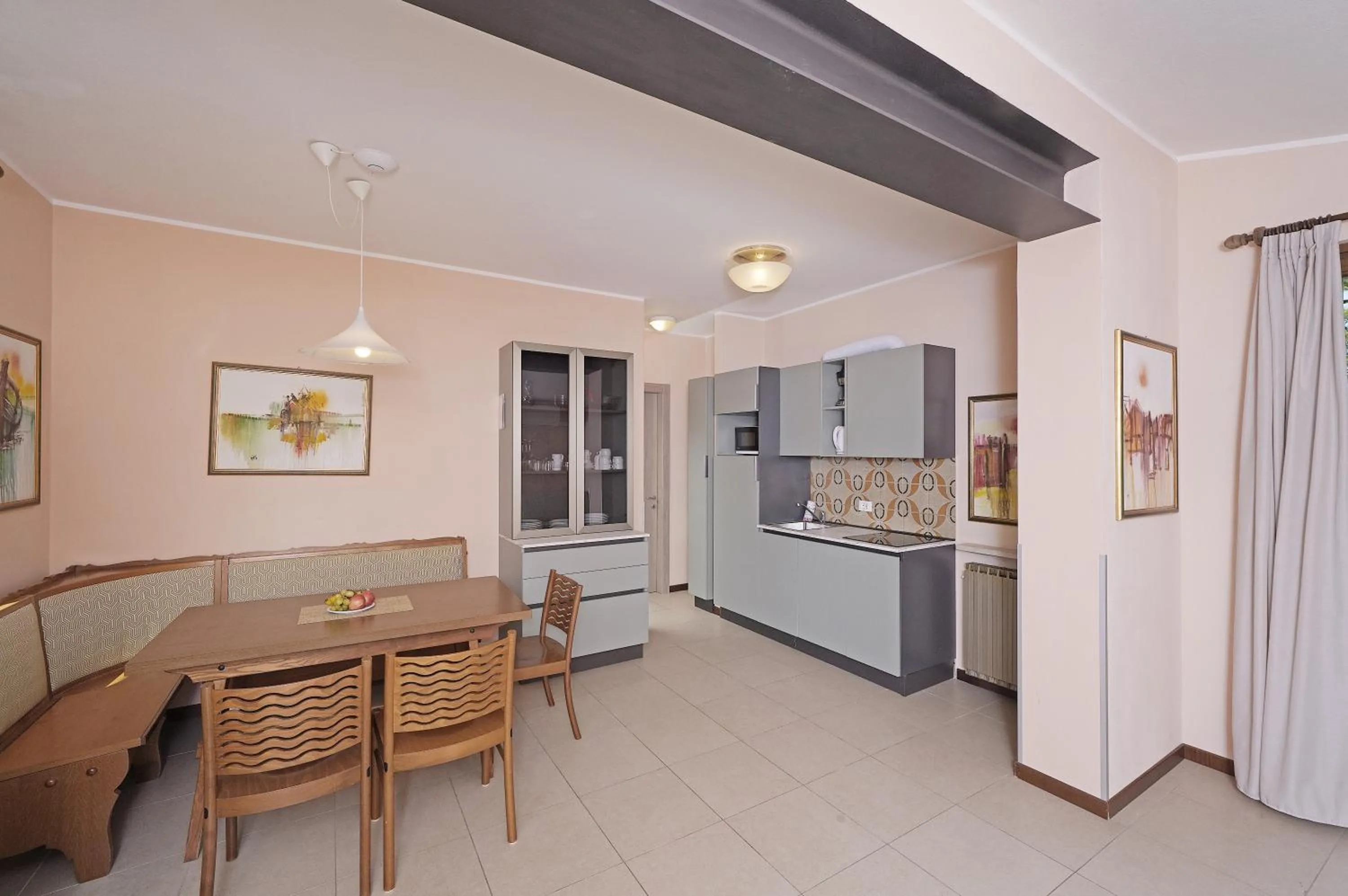 Dining area in Residence Arca