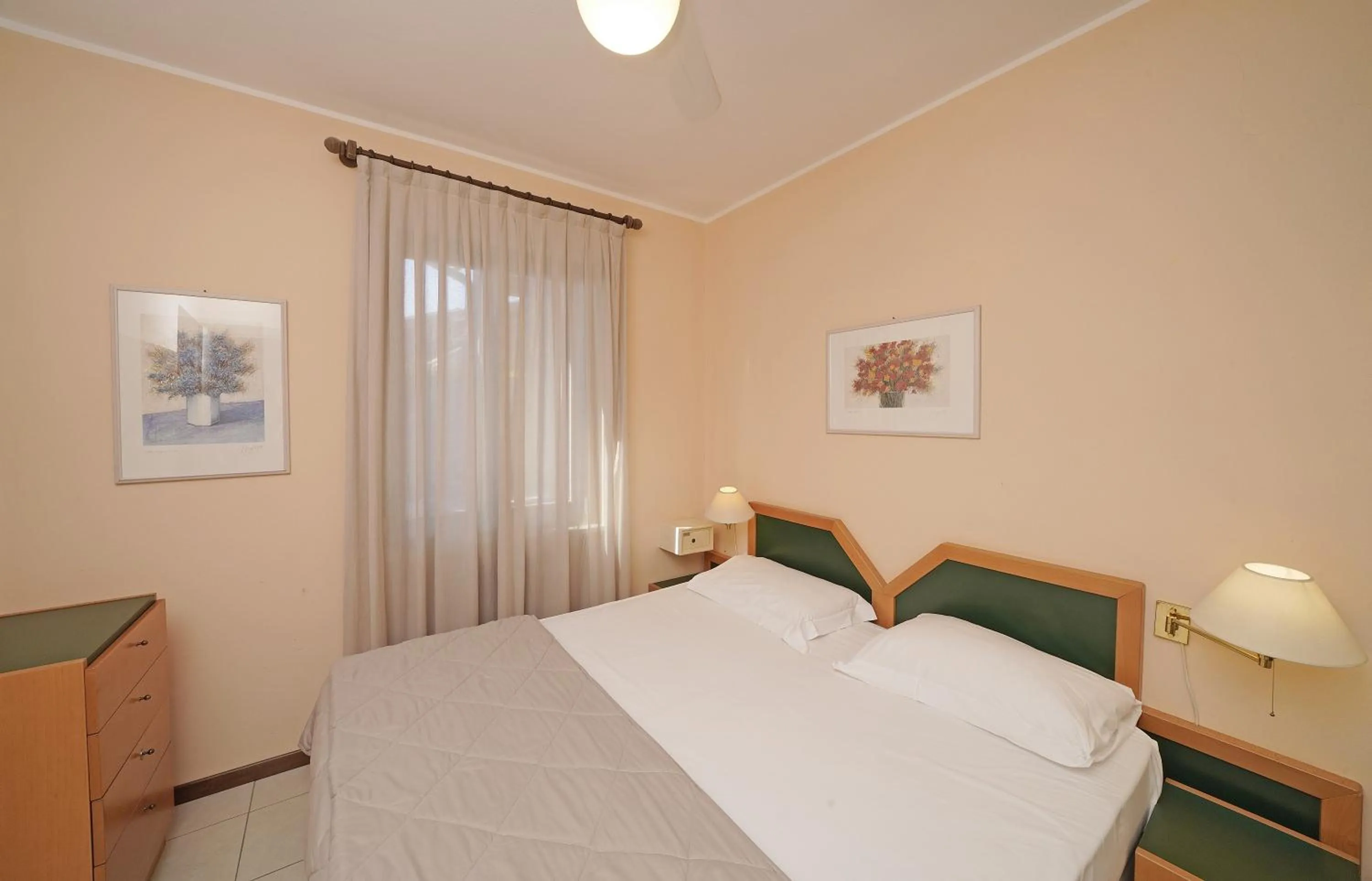 Bedroom, Bed in Residence Arca