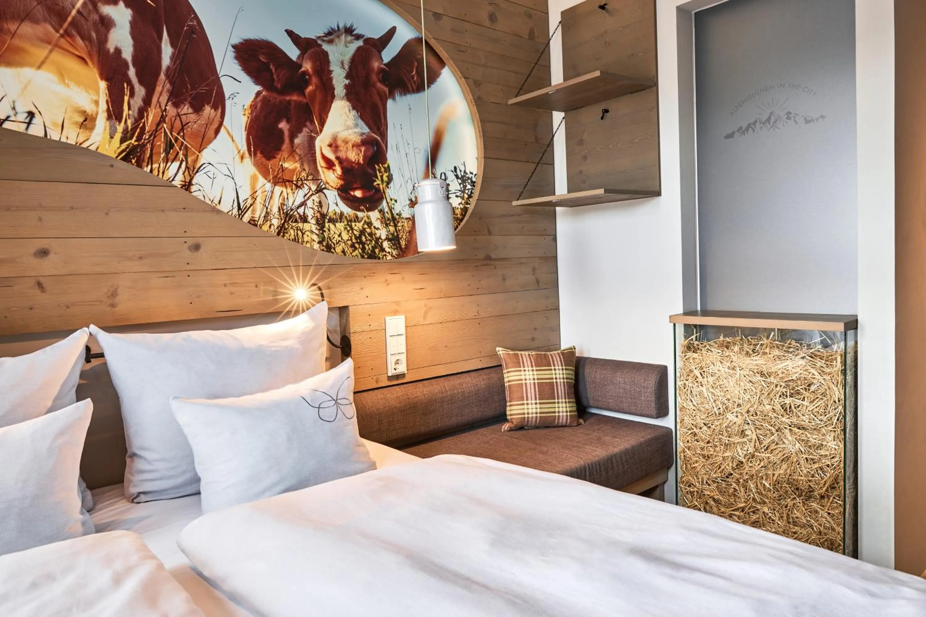 Bed in Cocoon Hauptbahnhof