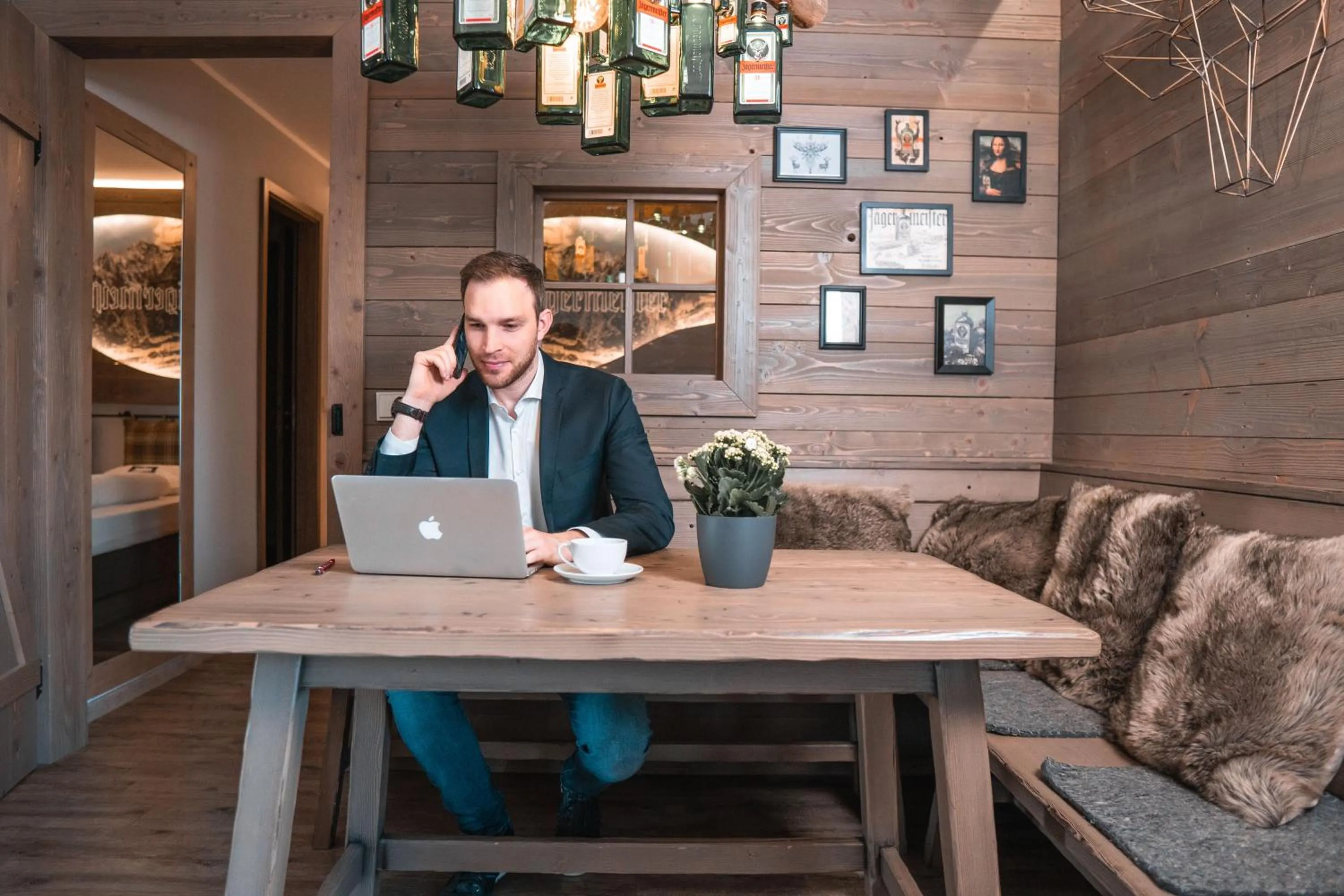Photo of the whole room in Cocoon Hauptbahnhof