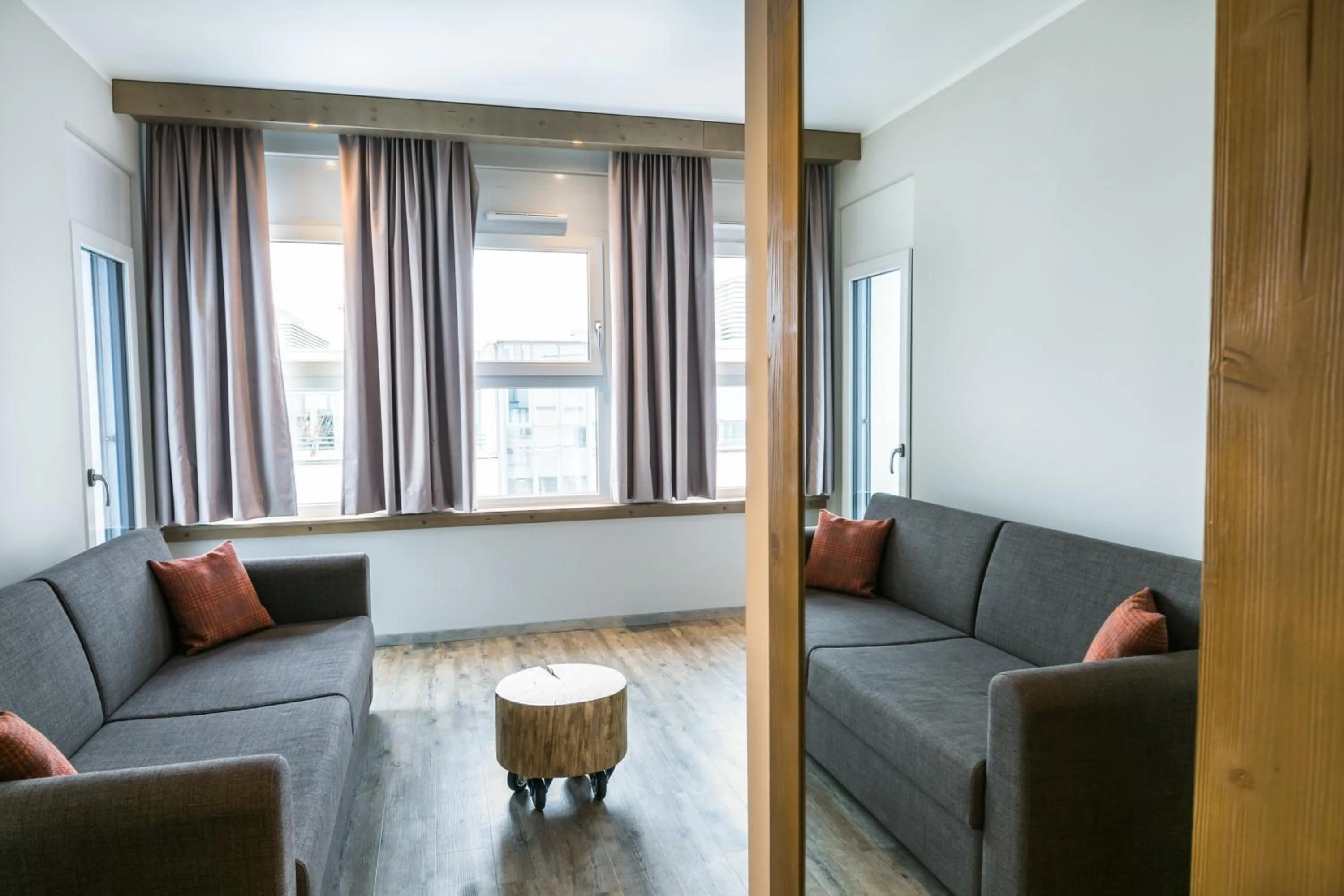 Photo of the whole room in Cocoon Hauptbahnhof