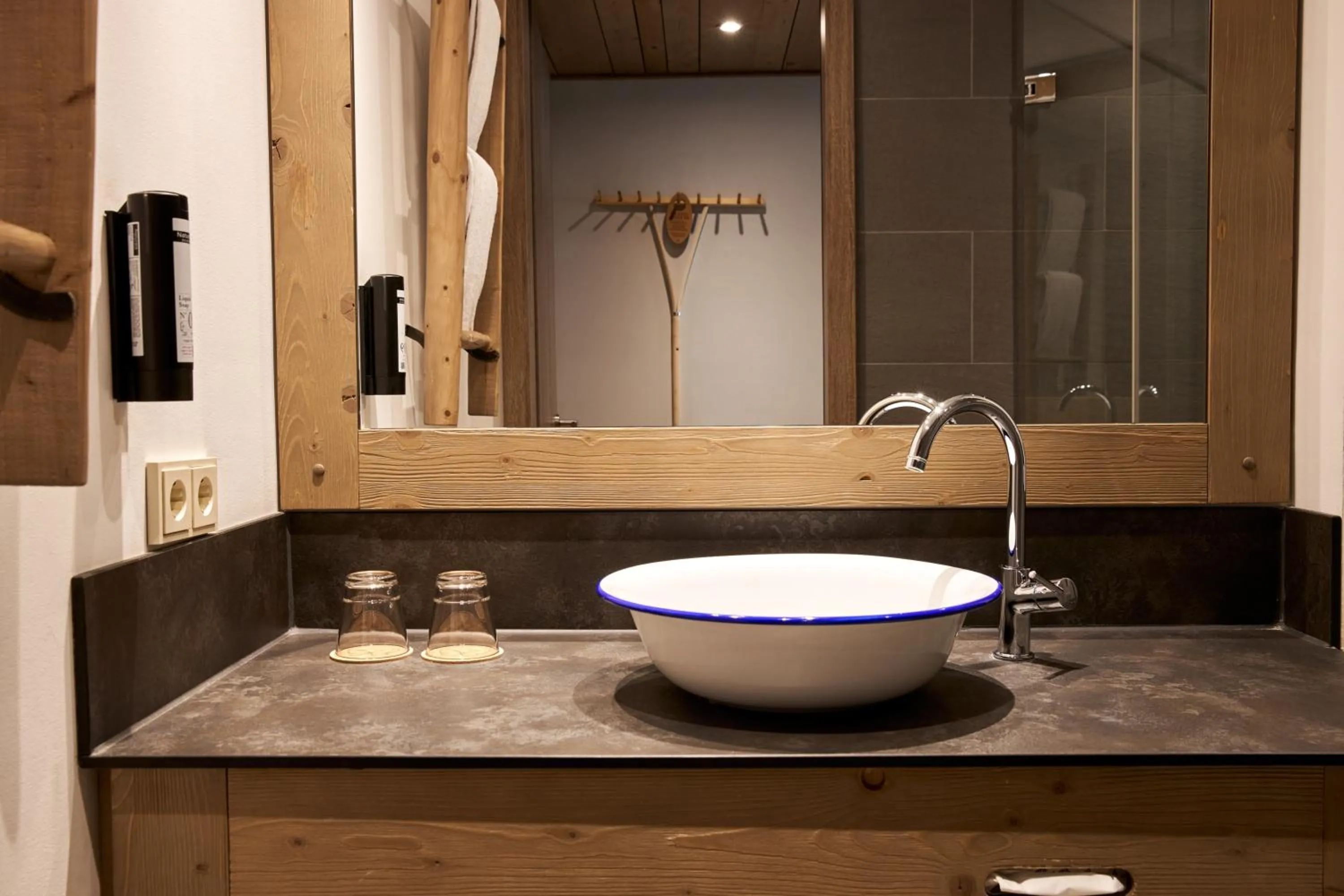 Bathroom in Cocoon Hauptbahnhof