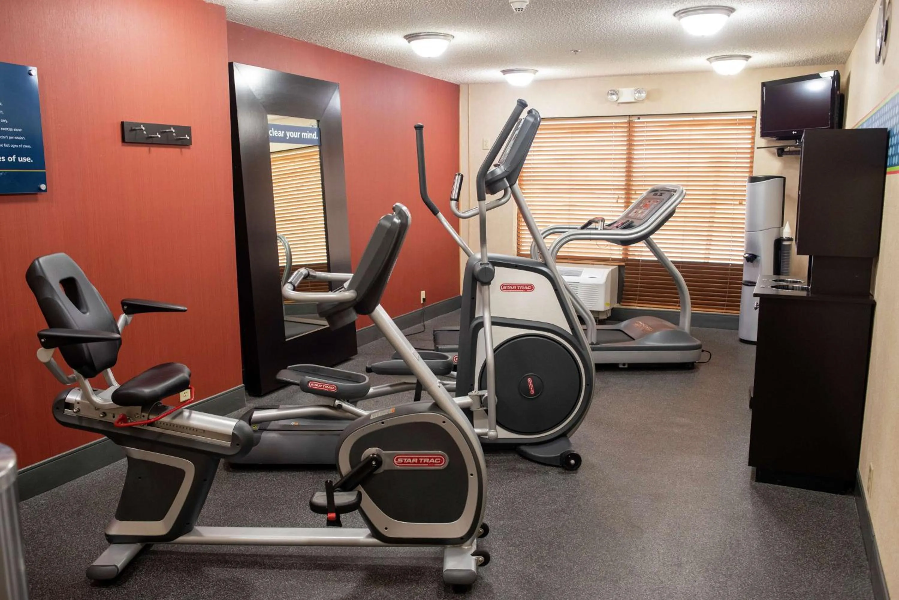 Fitness centre/facilities in Hampton Inn Lebanon