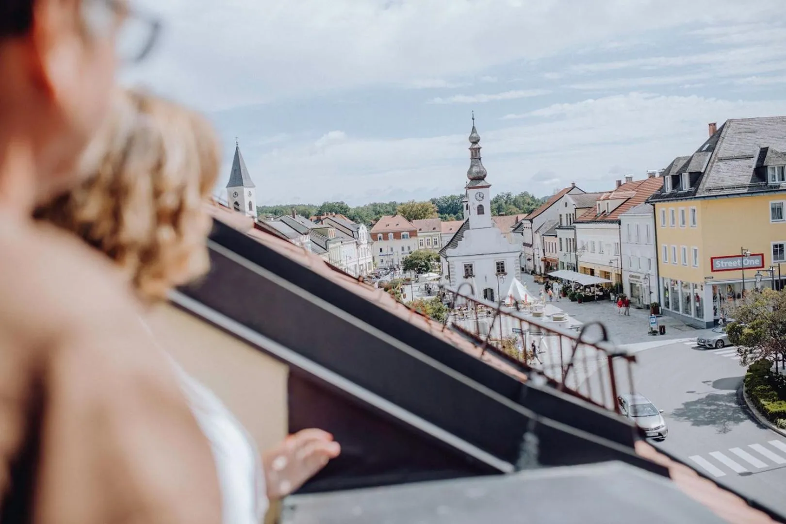 Day in Hotel & Restaurant Stern