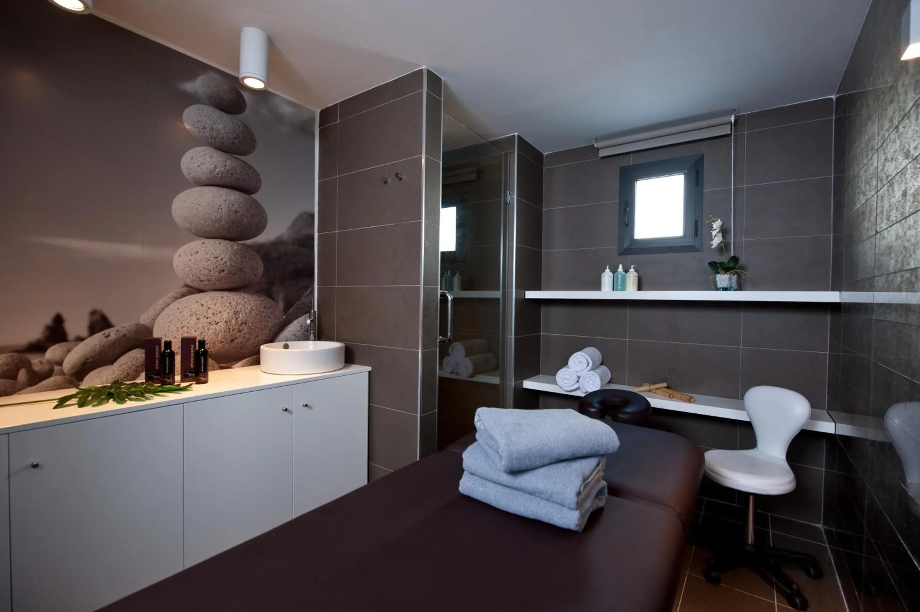 Massage in Migjorn Ibiza Suites & Spa