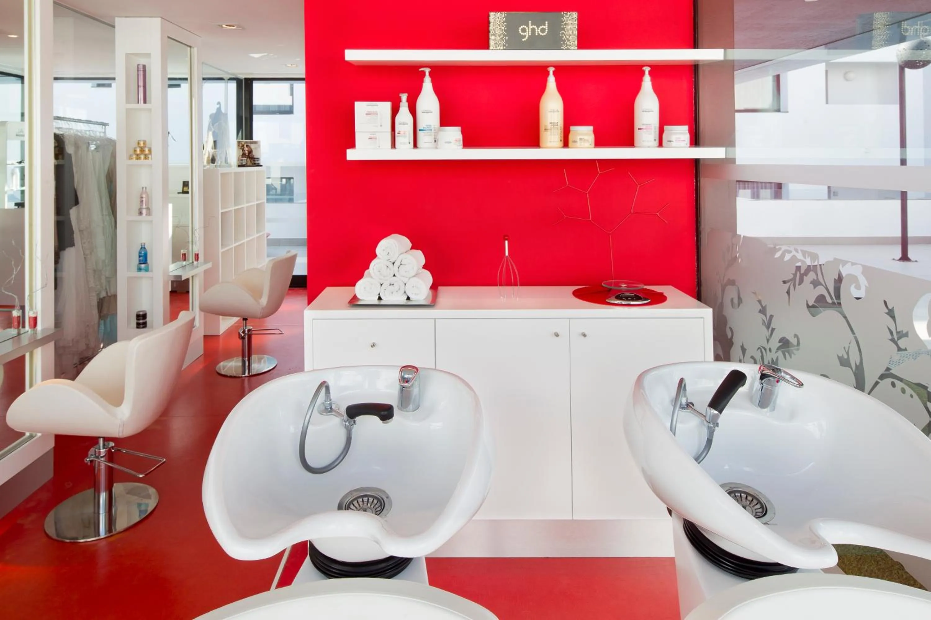 On-site shops in Migjorn Ibiza Suites & Spa