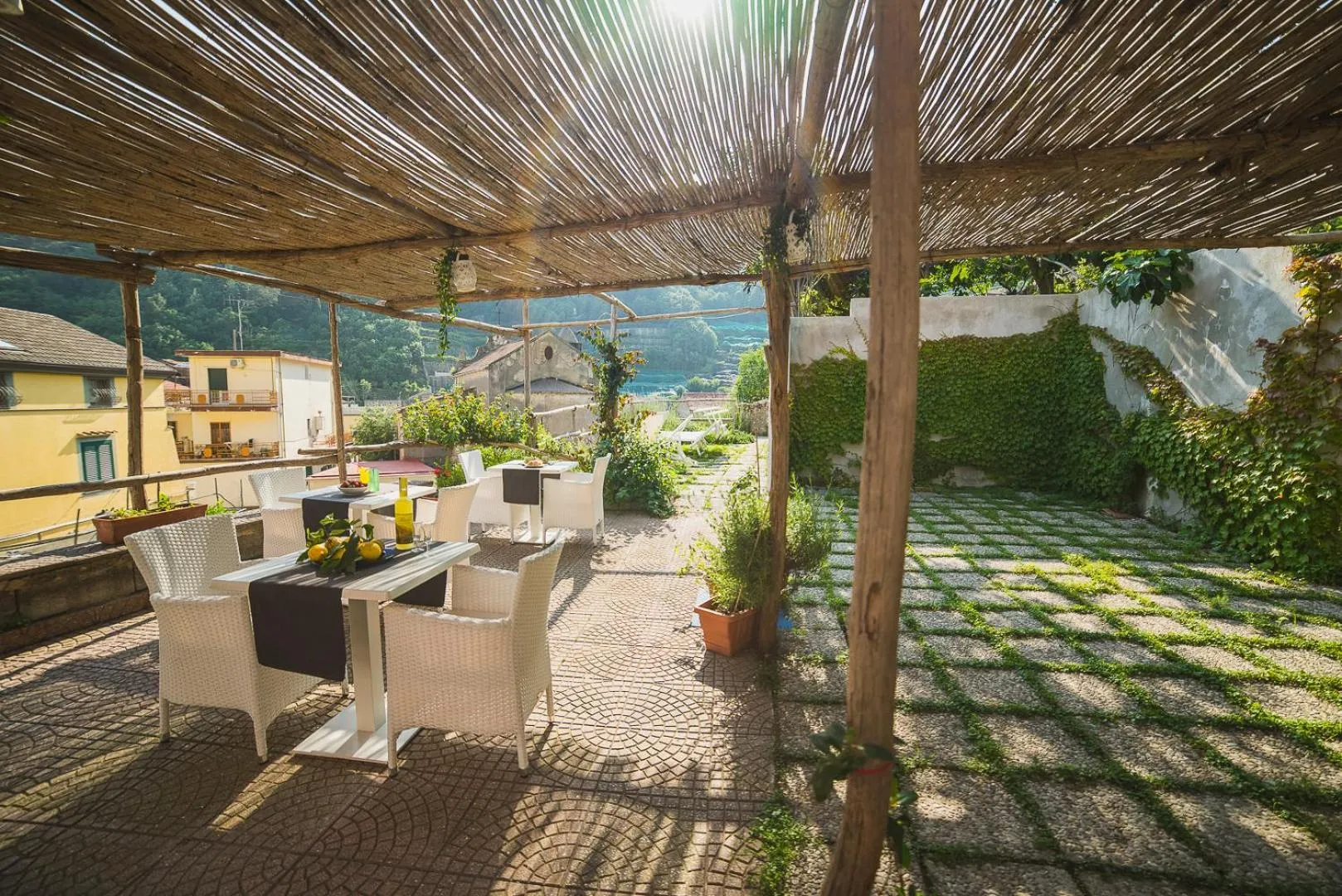 Patio in Aquarius Maiori B&B