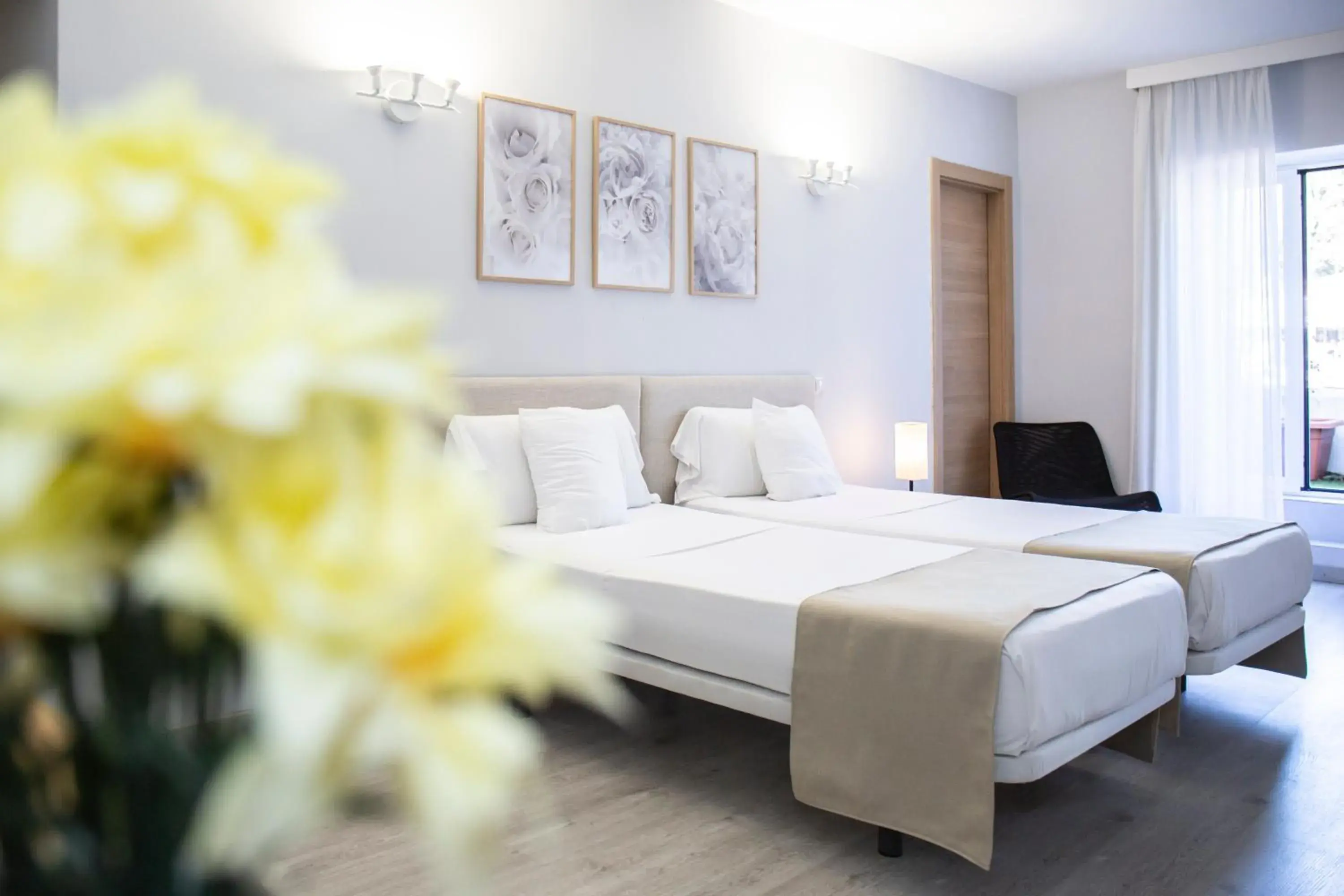 Double or Twin Room with Balcony in Hotel Casa Dalia Double or Twin Room with Balcony in Hotel Casa Dalia