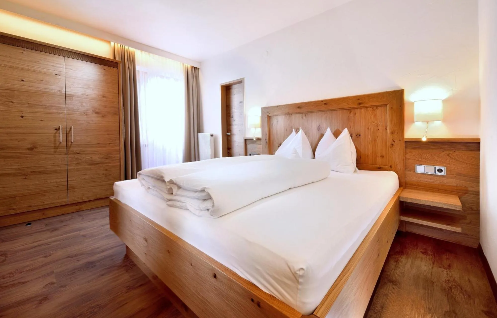 Bedroom, Bed in Aparthotel Garni Monte