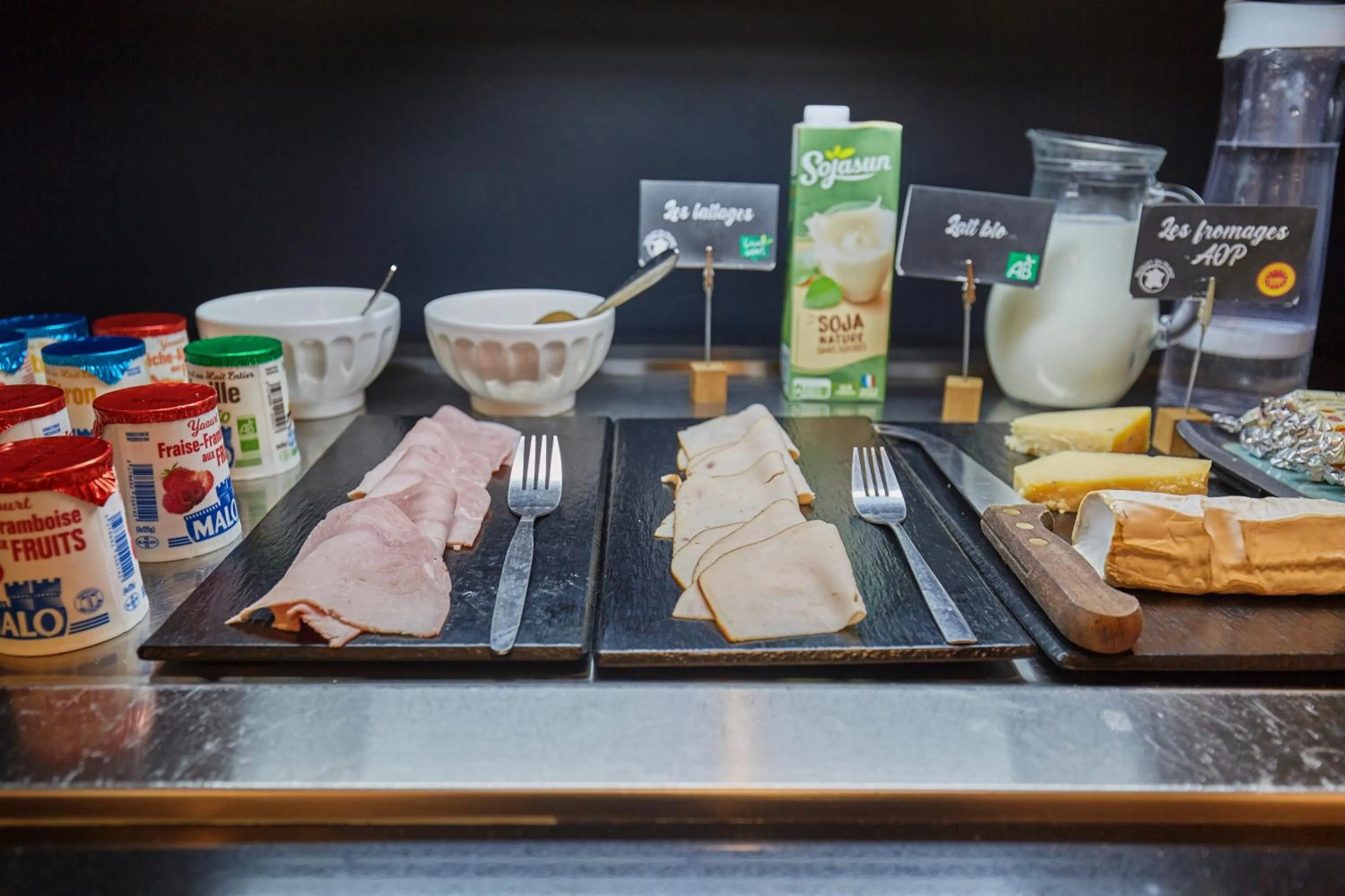 Breakfast in Appart Hotel Odalys City Paris Levallois