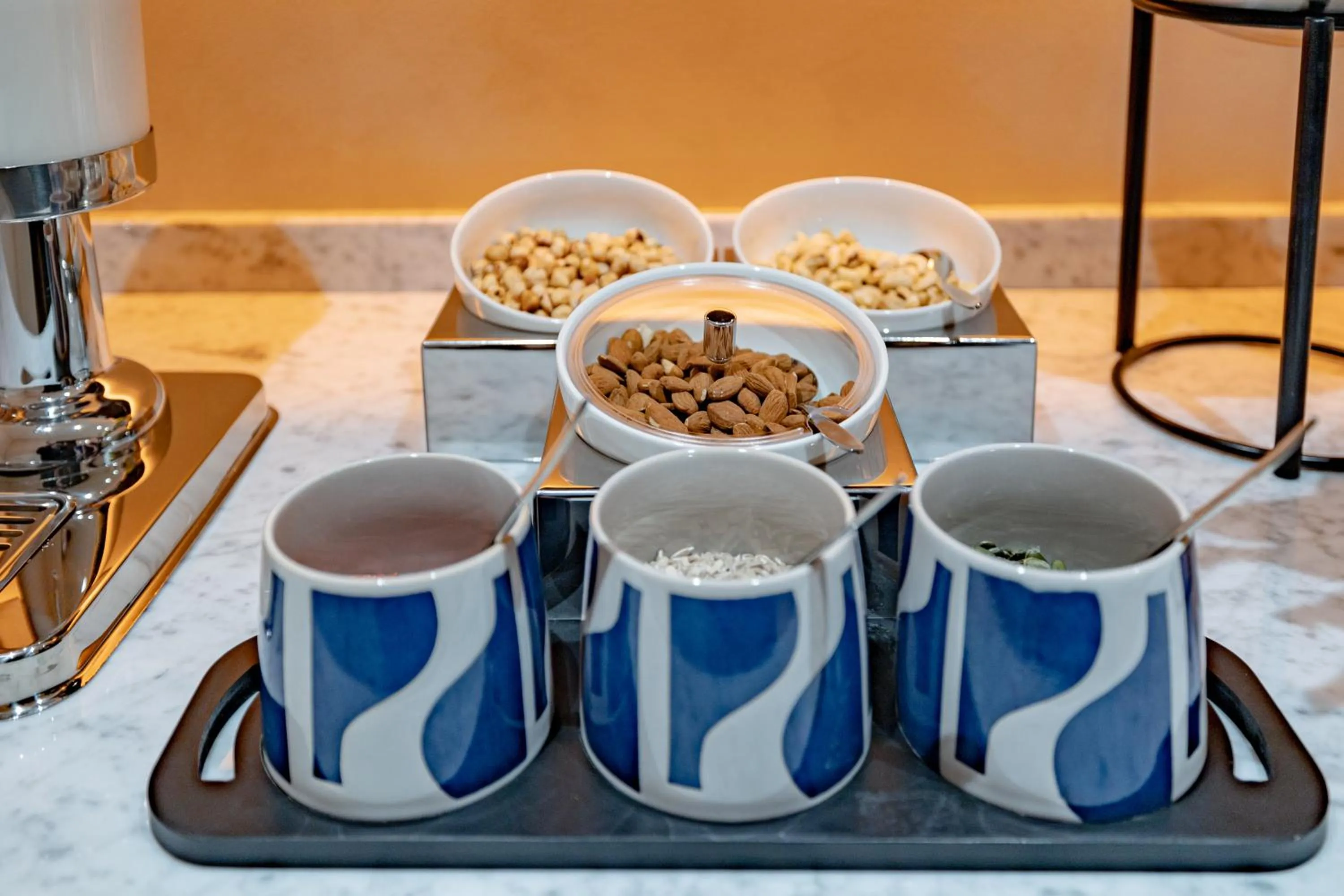 Food and drinks in Just Hotel Saronno