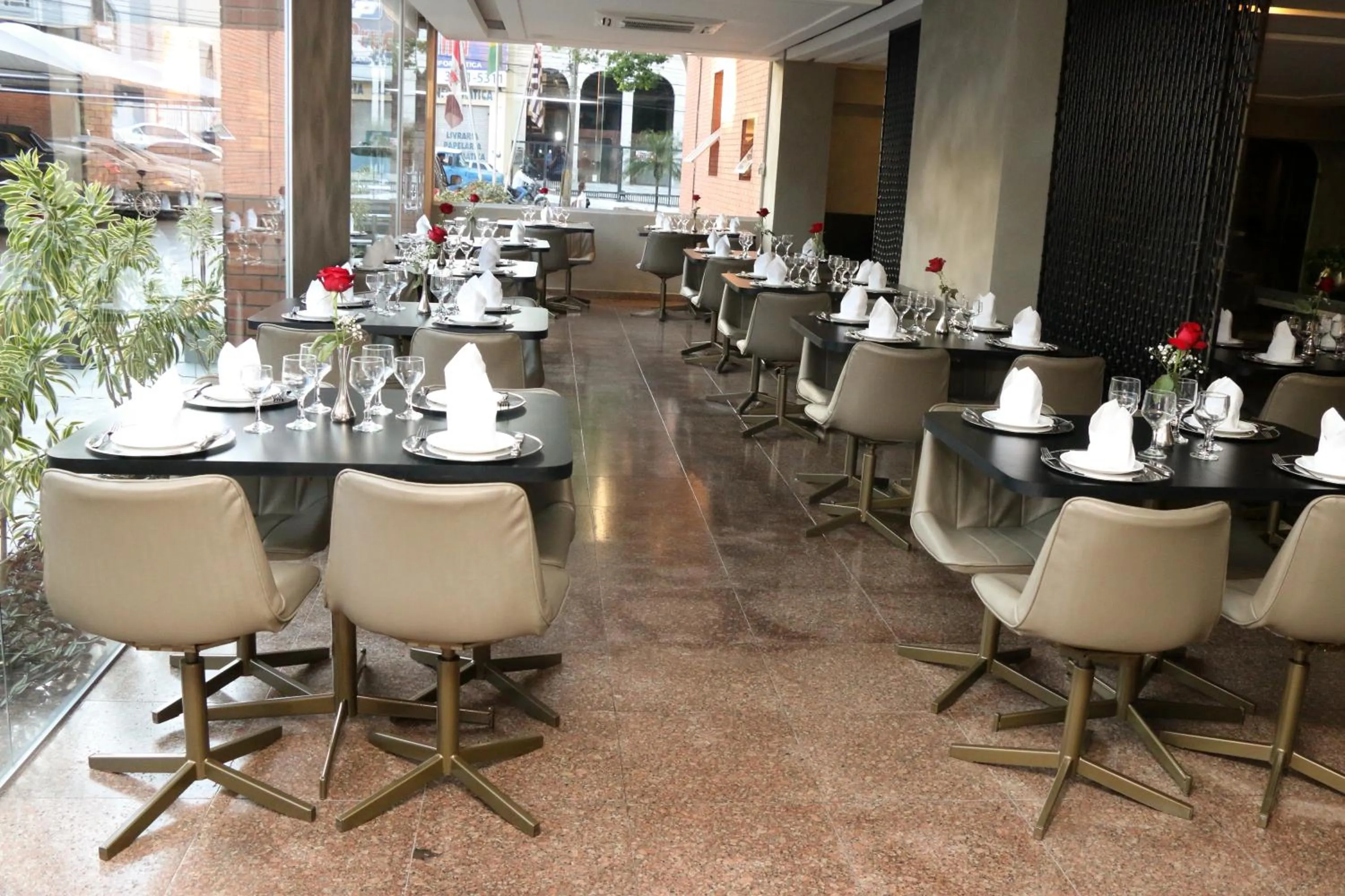 Restaurant/places to eat in Aruá Hotel, Restaurante e Convenções