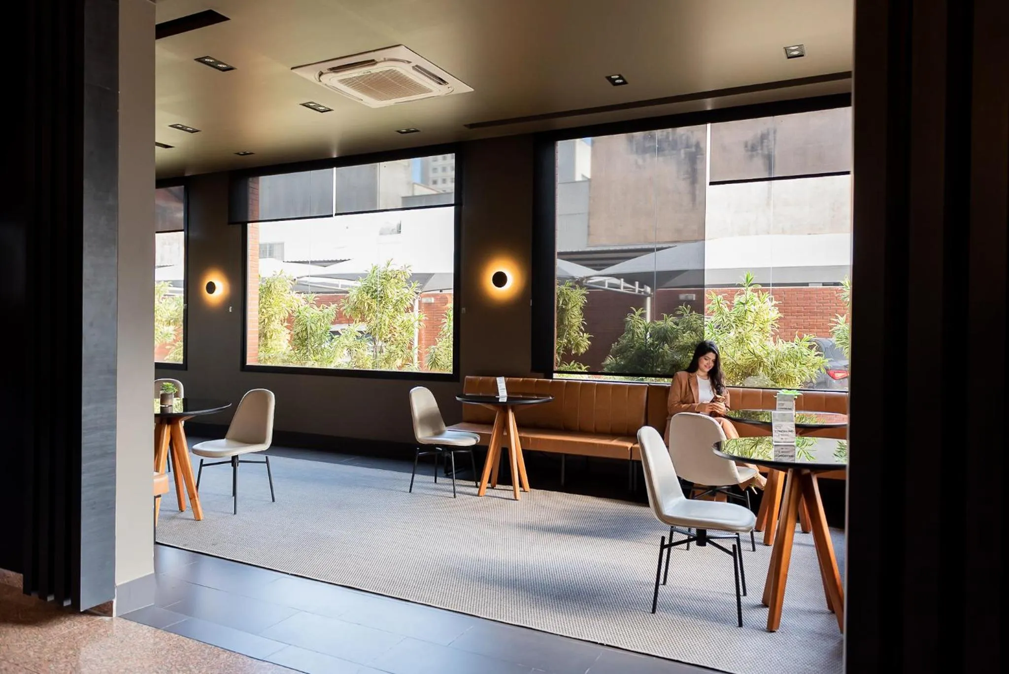 Business facilities in Aruá Hotel, Restaurante e Convenções